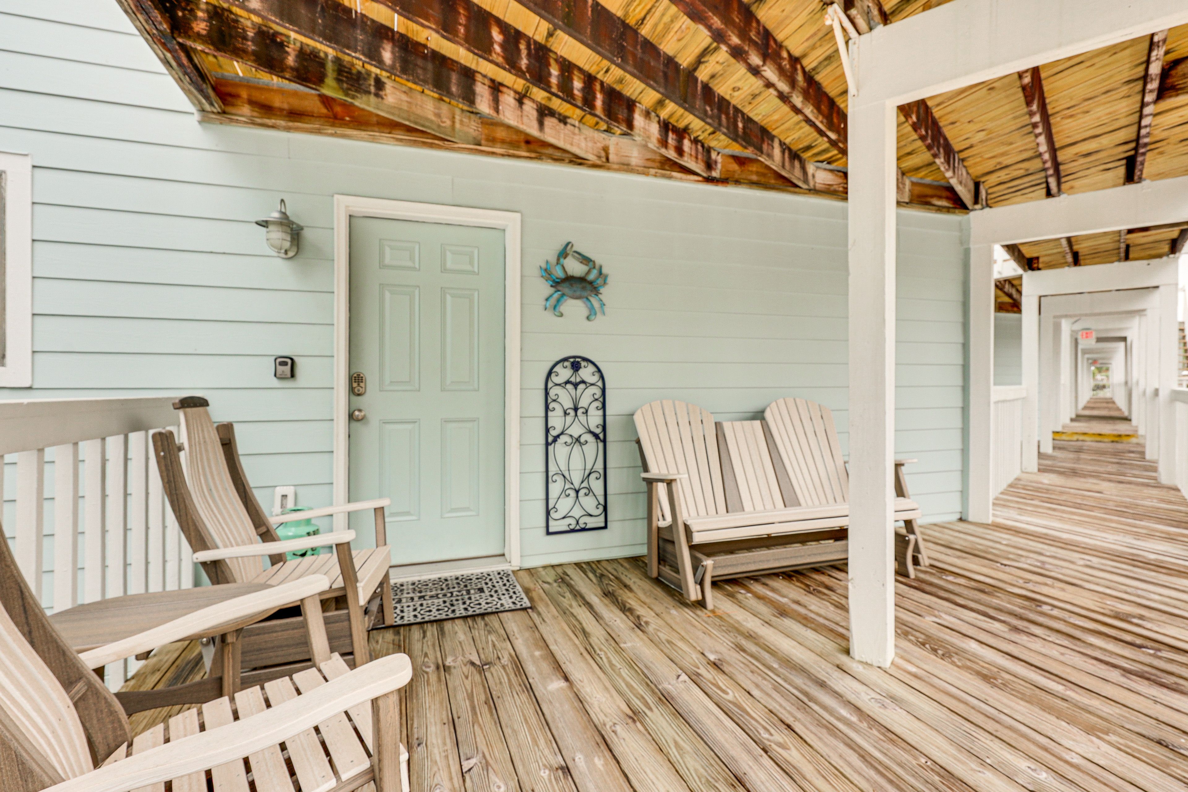 Condo Entrance | Seating