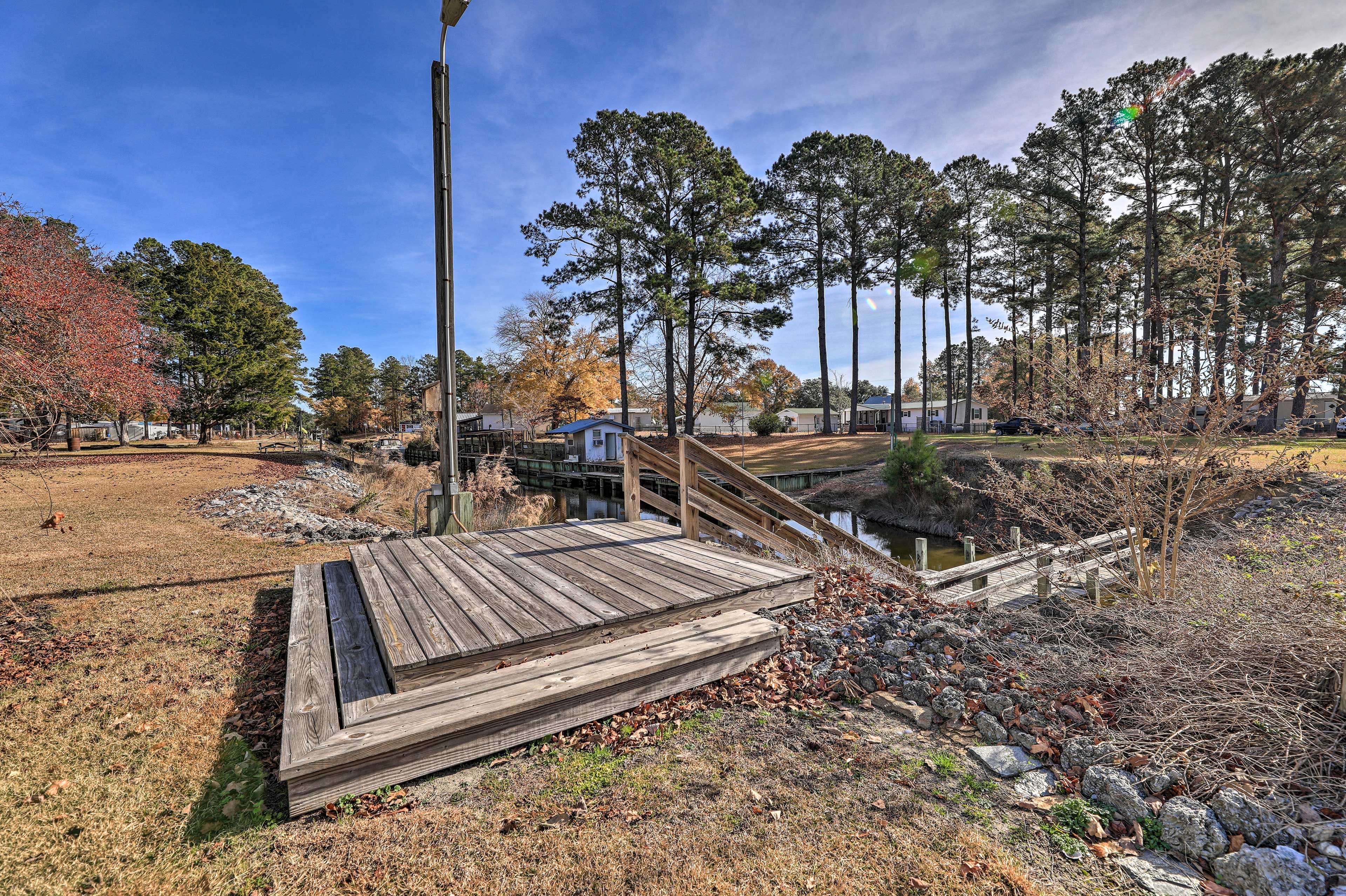 Shared Dock | Stairs Required