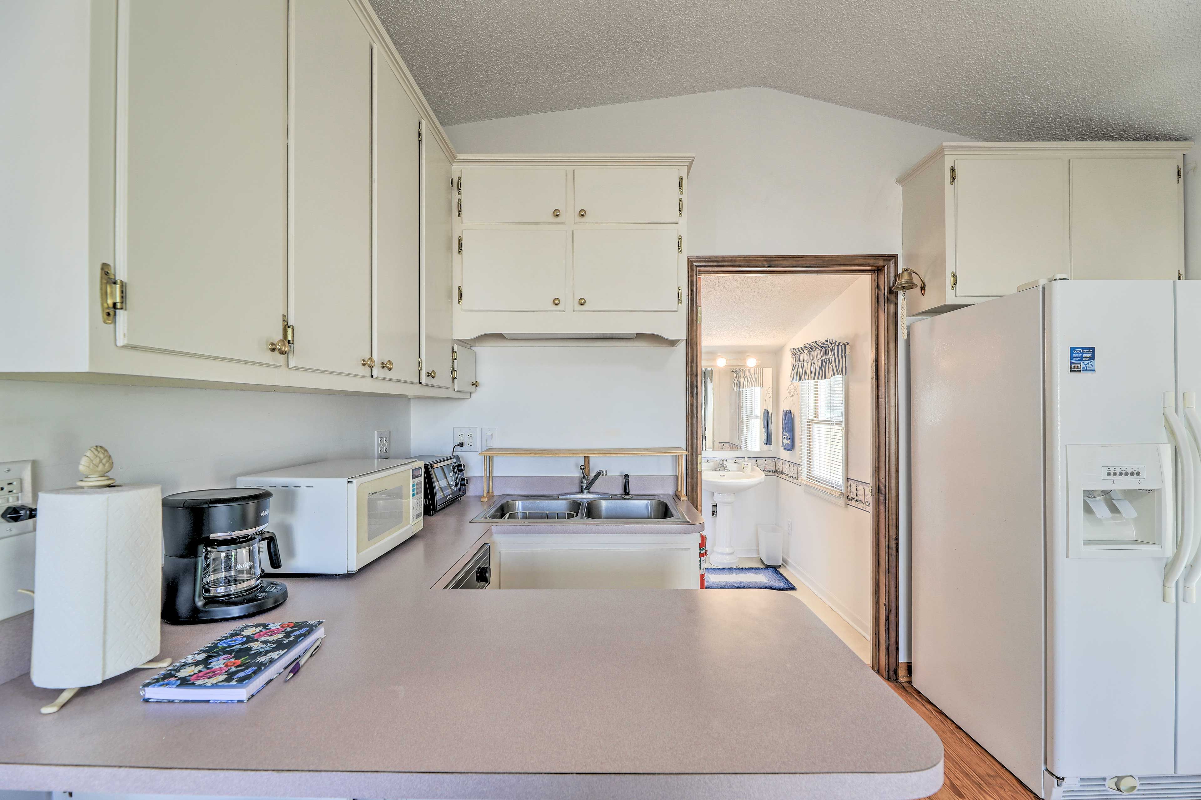 Kitchen | Fully Equipped | Cooking Basics | Drip Coffee Maker