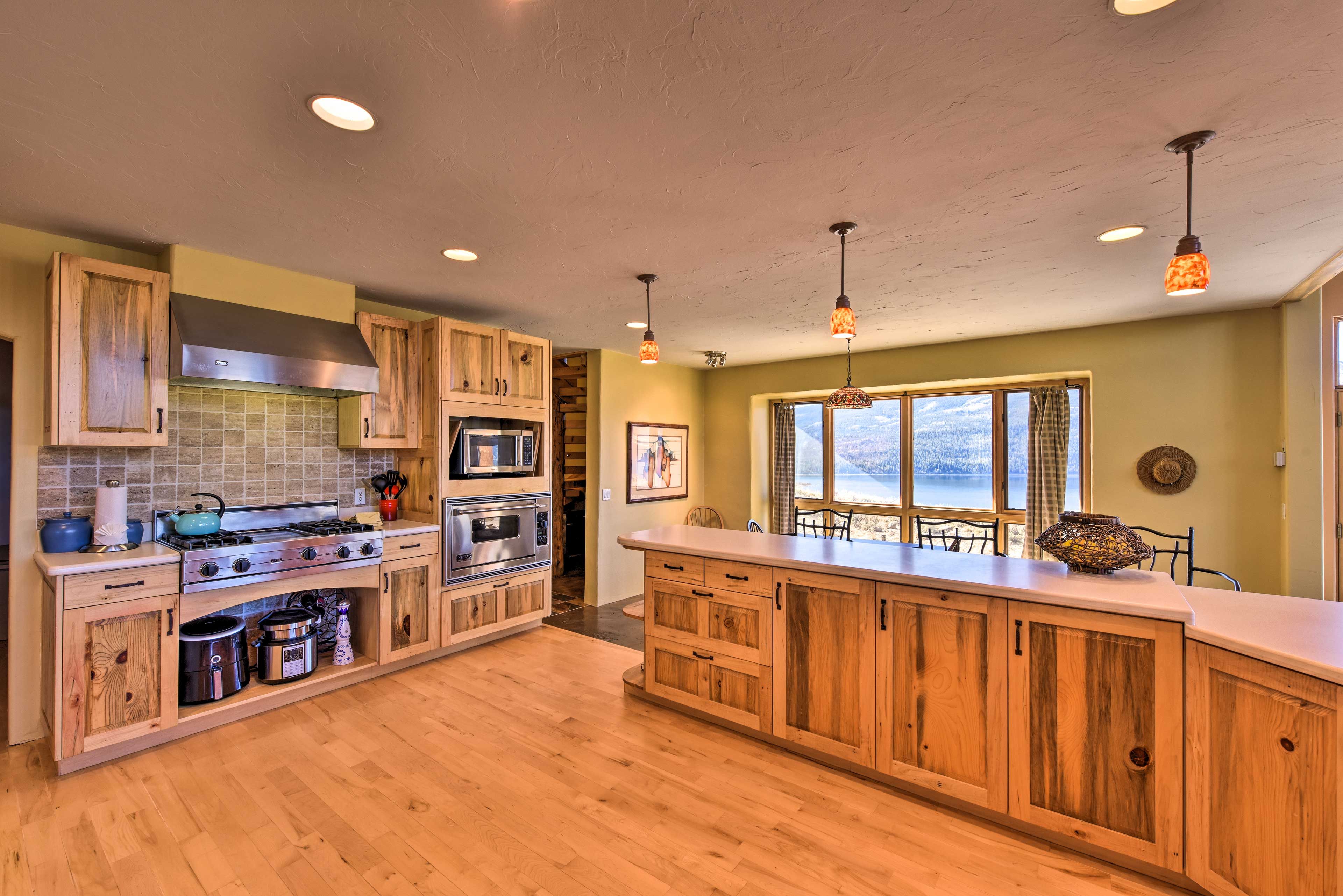 Kitchen | Blender | Crock-Pot | Air Fryer | Pressure Cooker