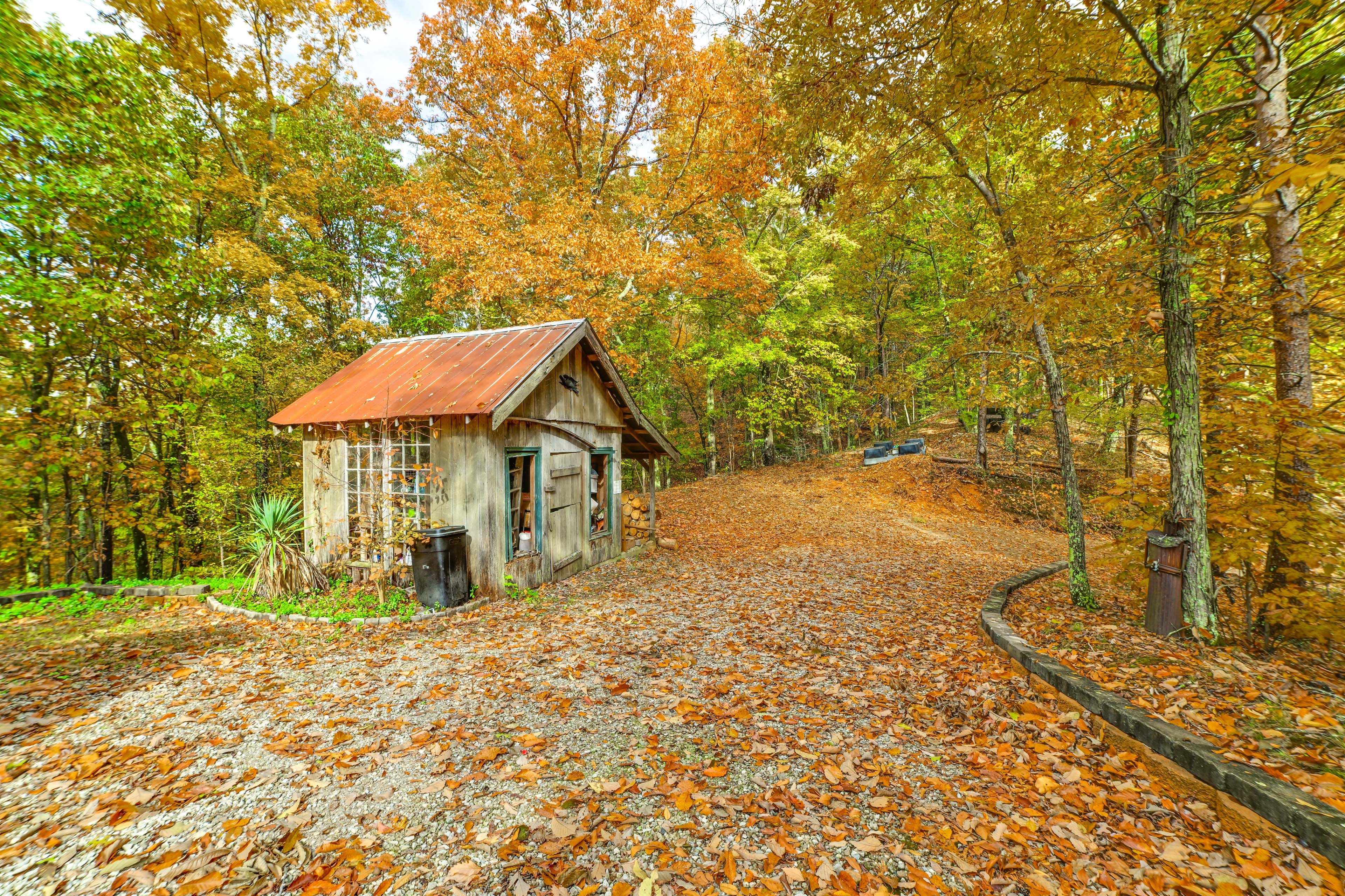 Parking | Driveway (4 Vehicles)