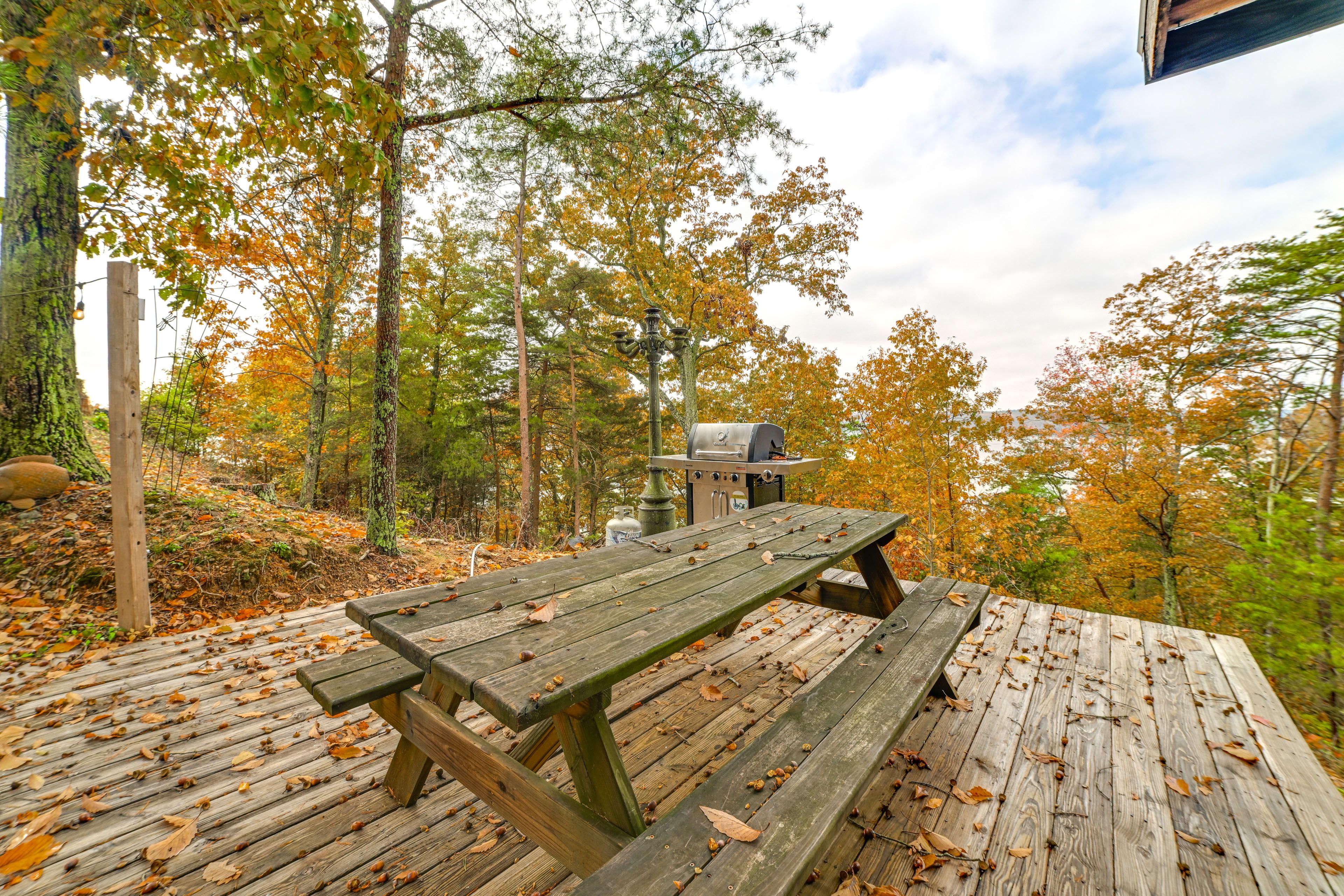 Private Deck | Gas Grill