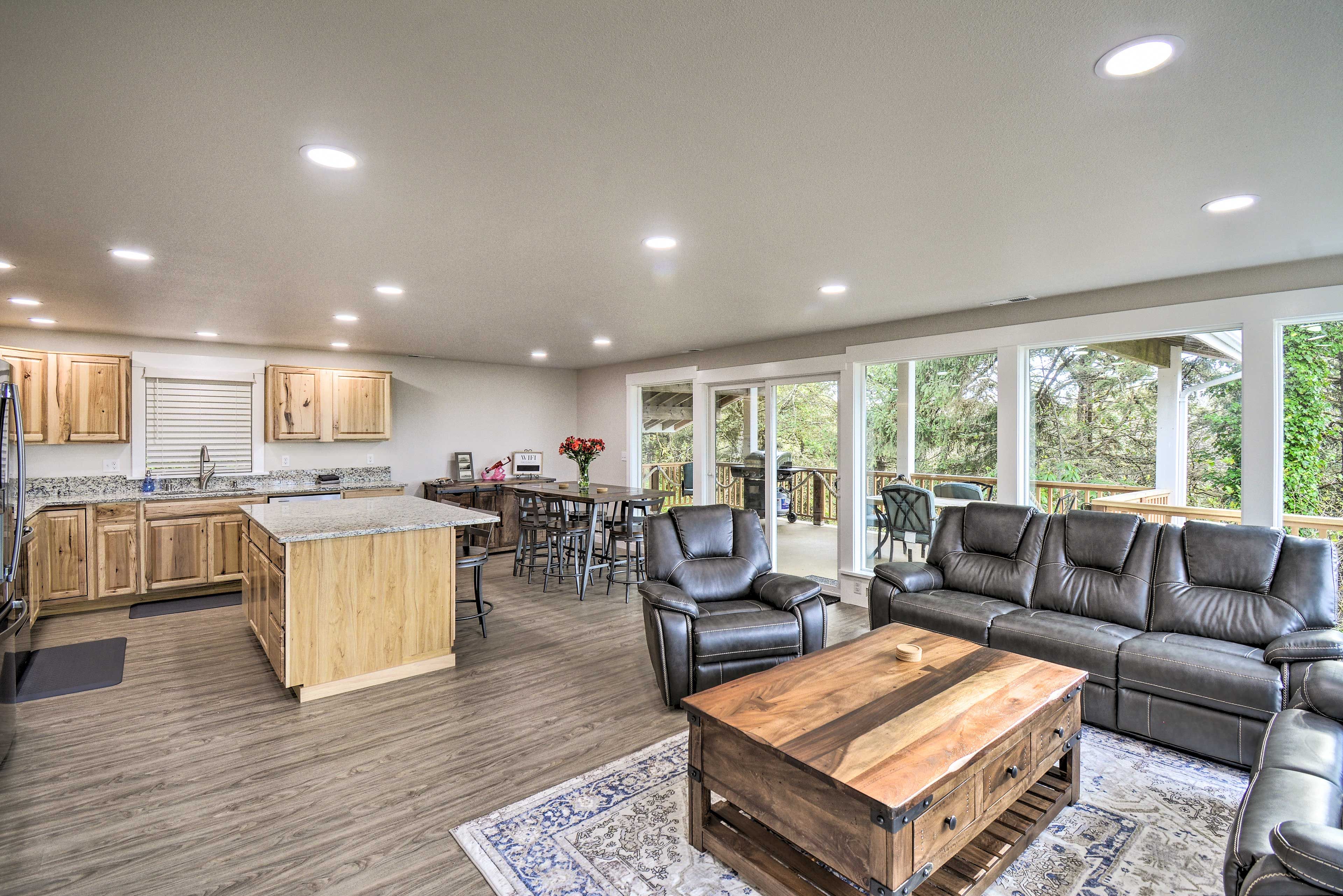 Living Room | High-Speed Free WiFi