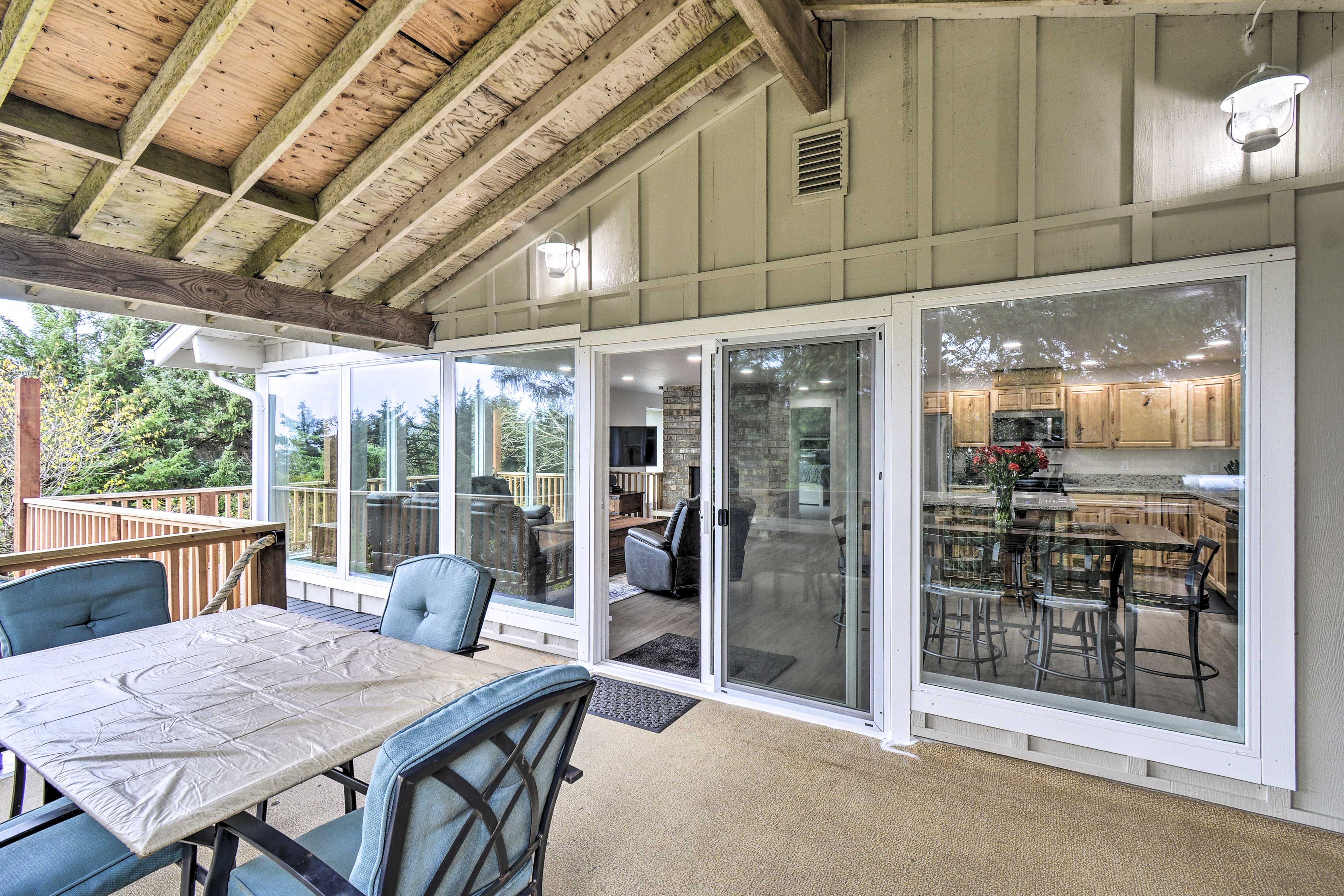 Deck | Main Floor Access