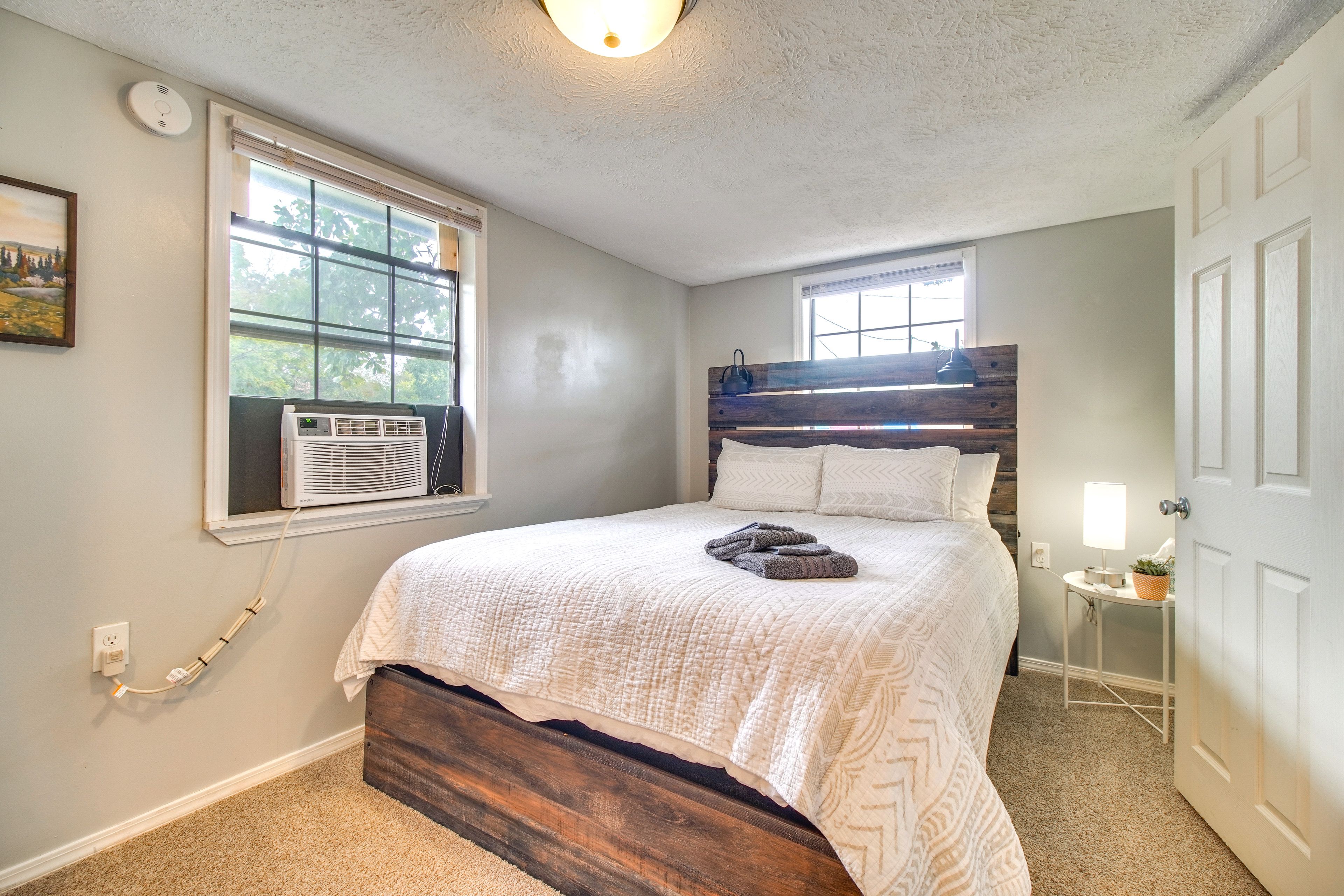 Bedroom 1 | Queen Bed | Linens Provided