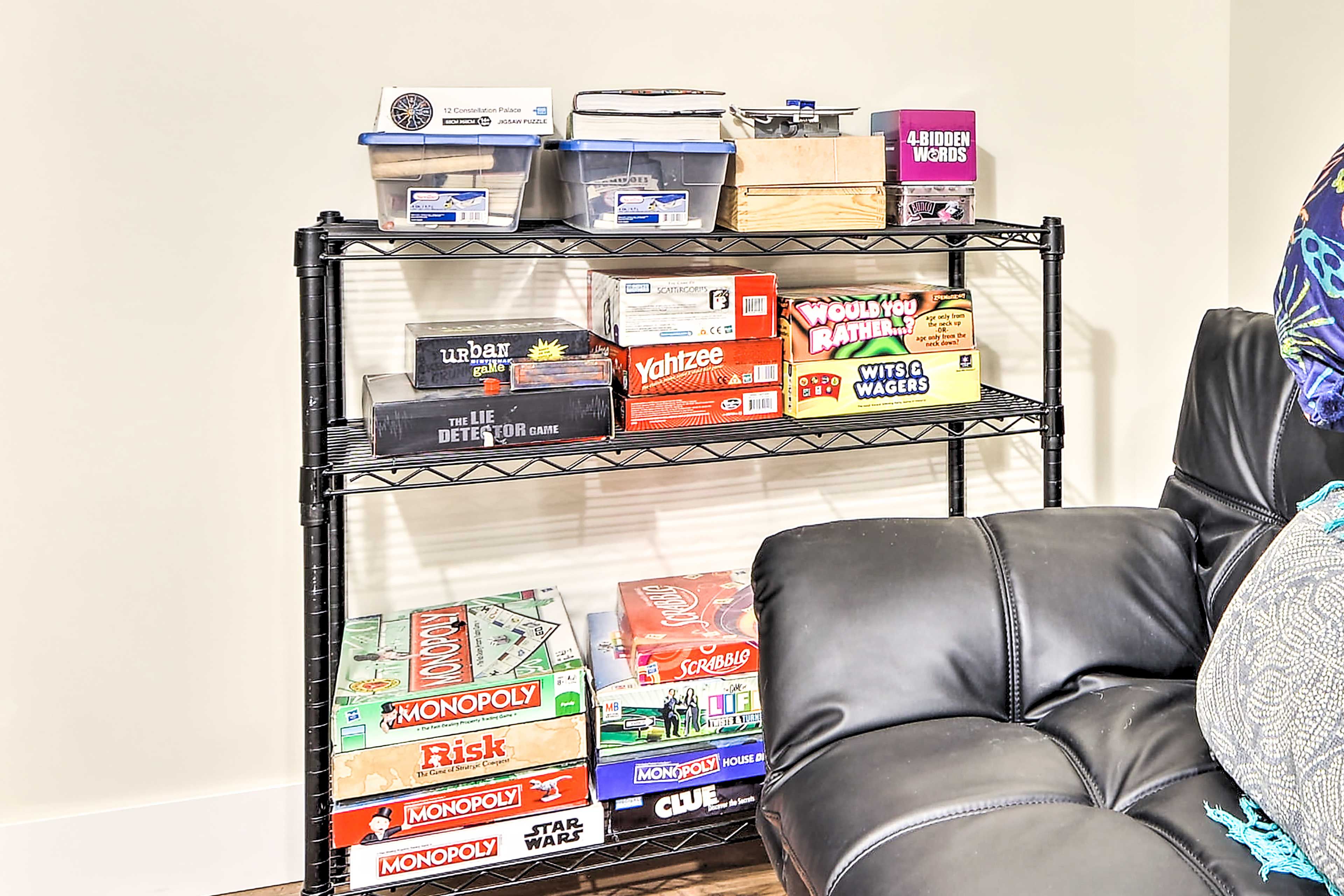 Den | Board Games