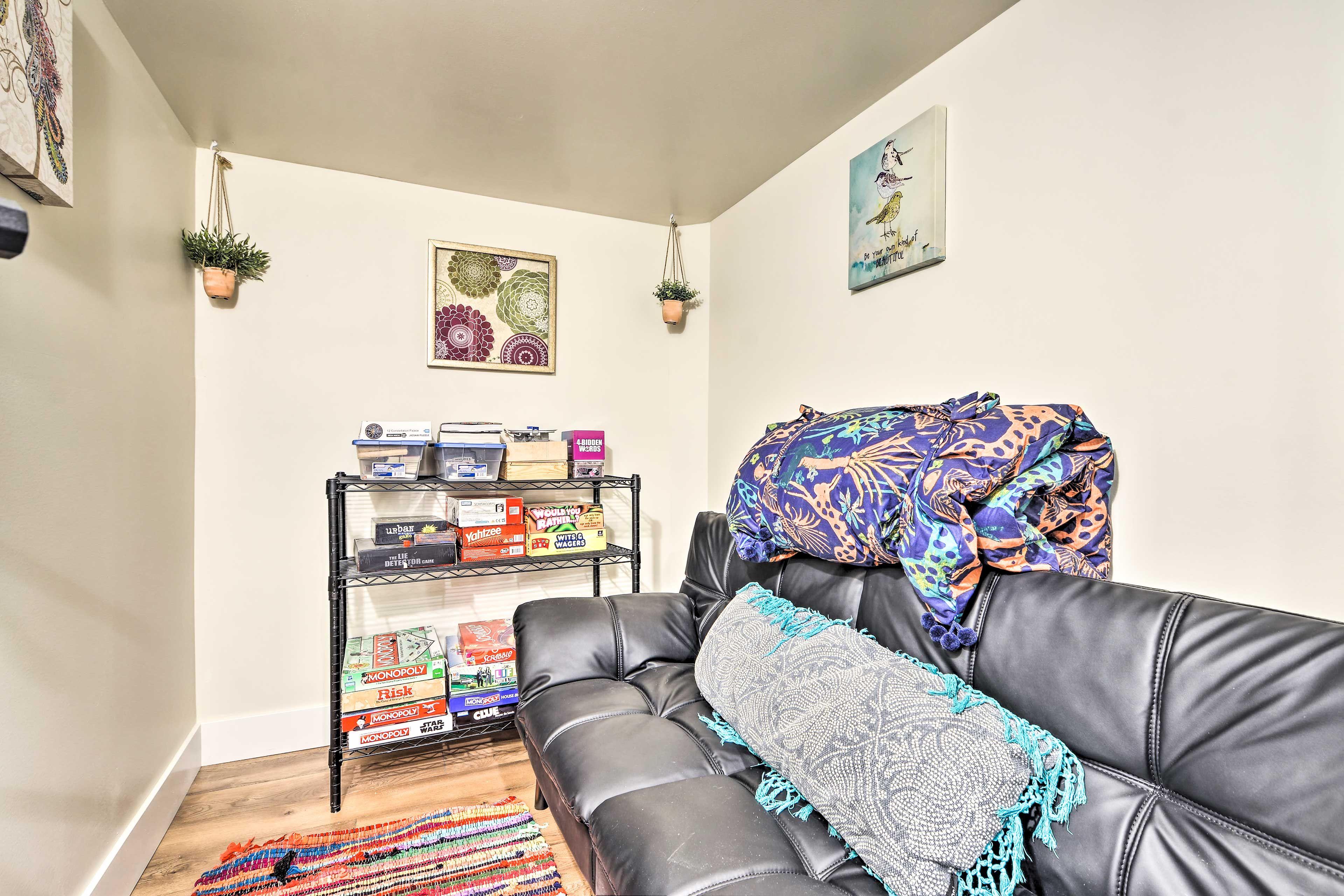 Den | Futon