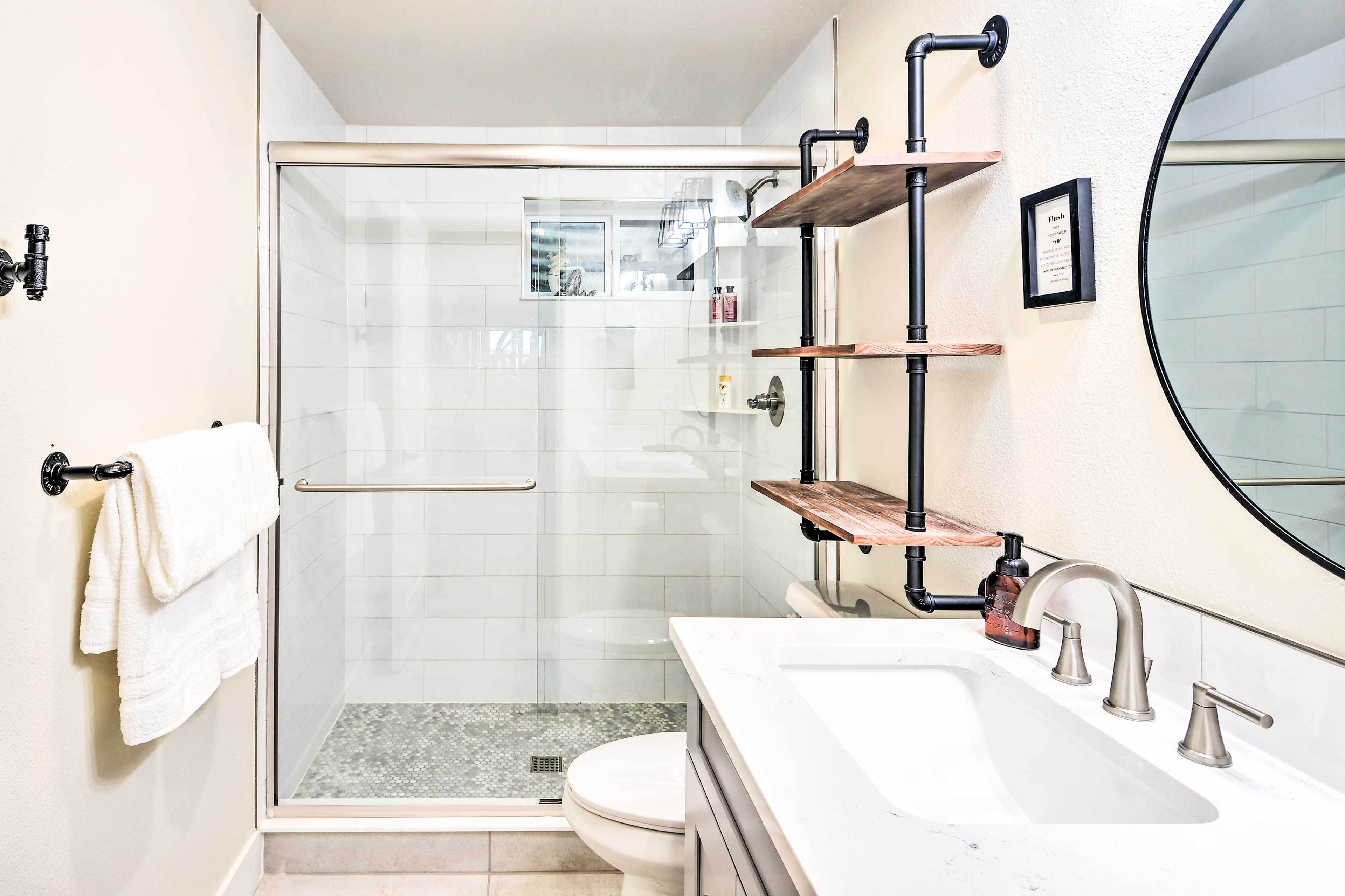 Bathroom | Linens & Towels Provided