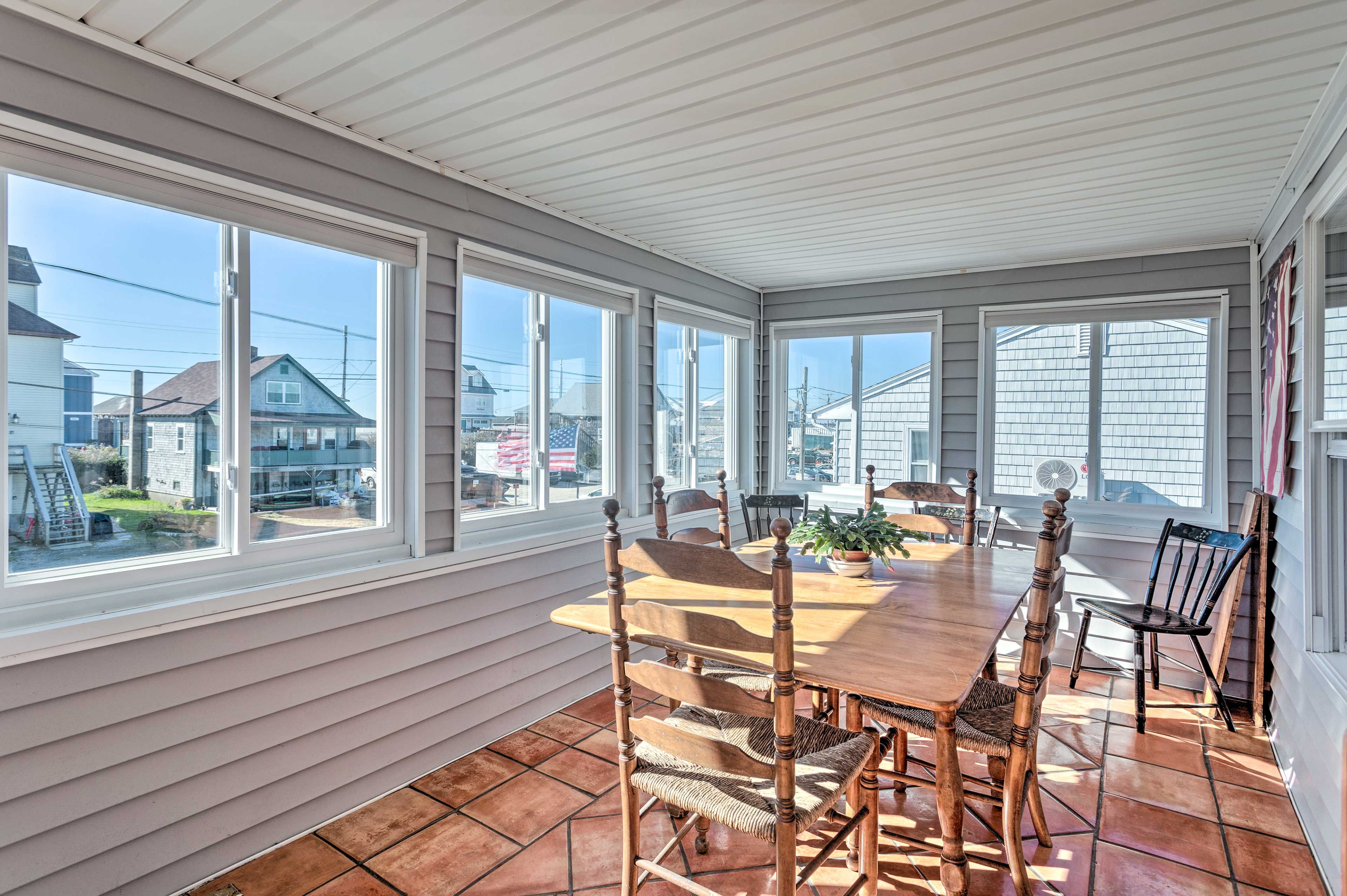 Sunroom | Dining Set | Futon | 1st Floor