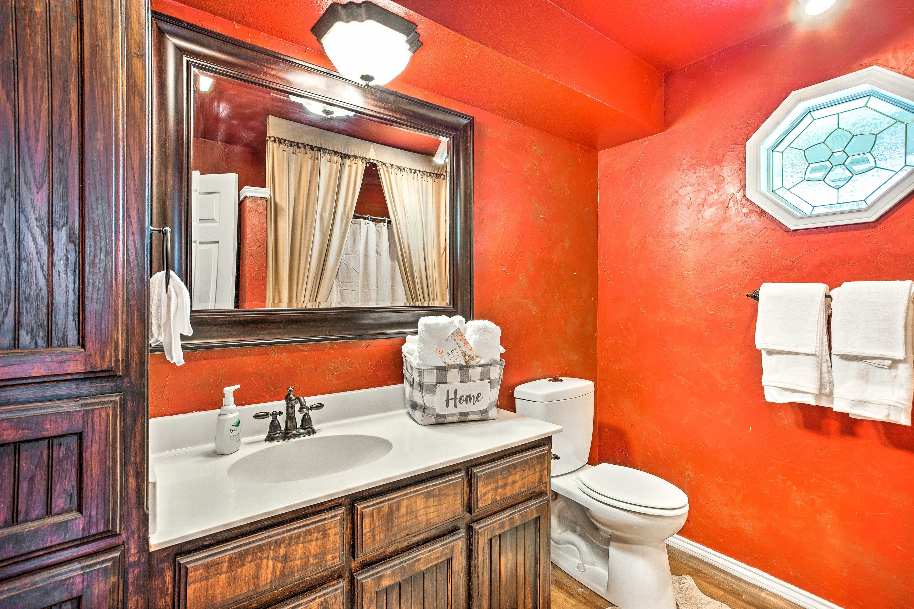 Full Bathroom