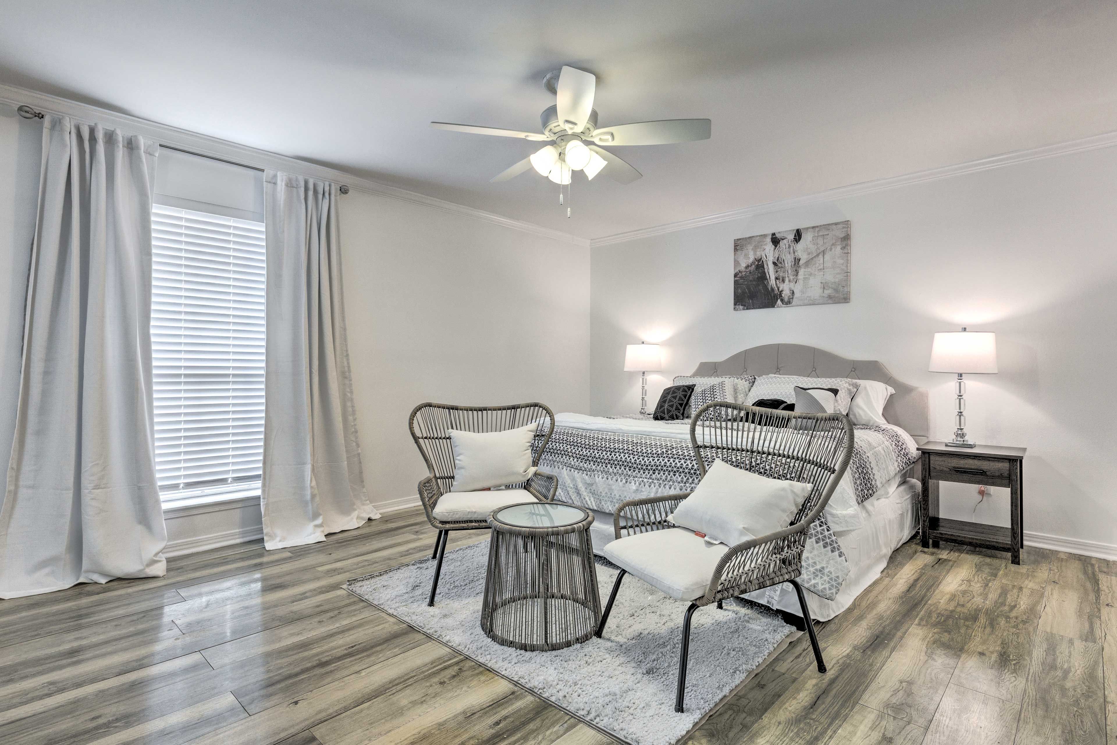 Bedroom 1 | King Bed | Linens Provided