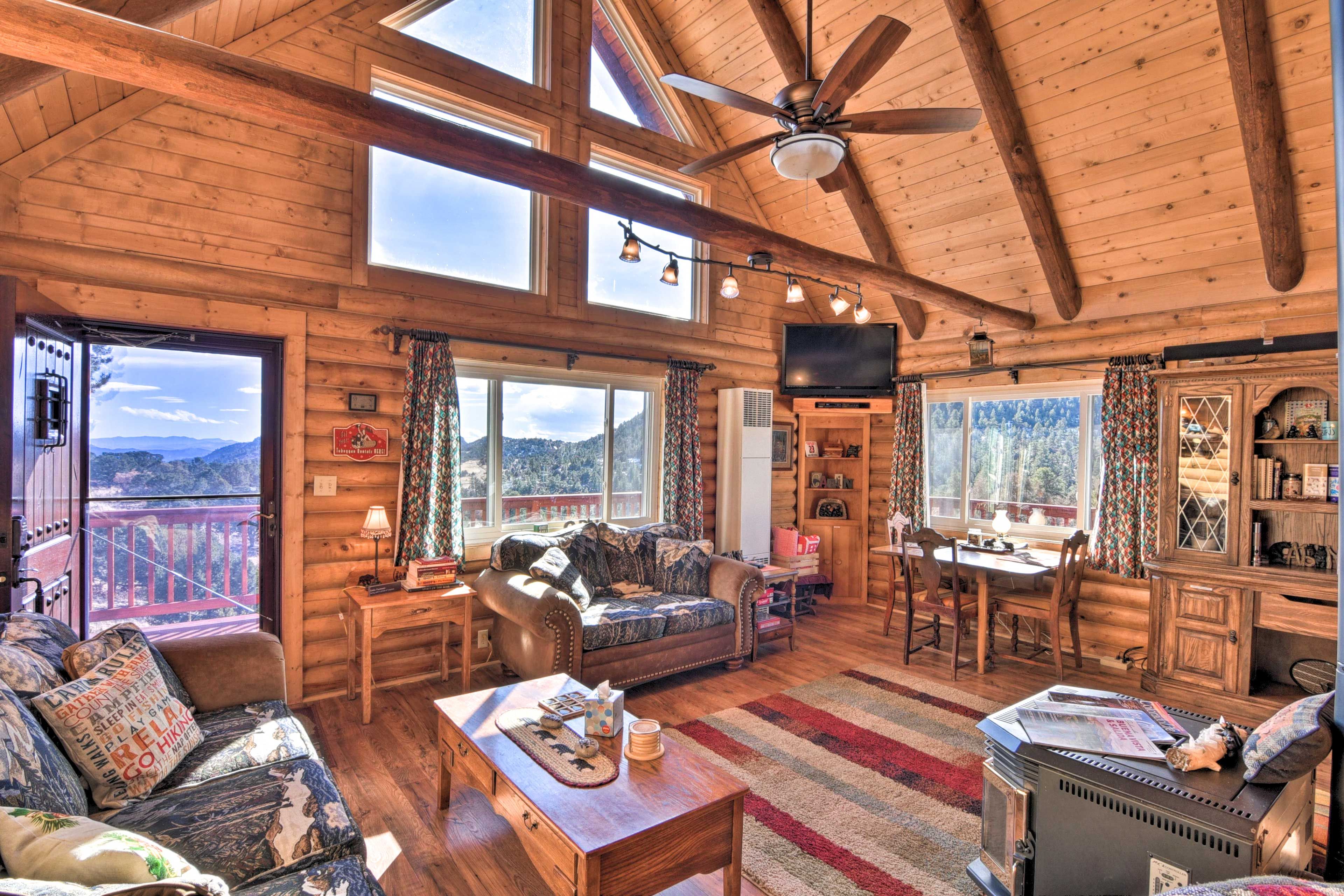 Living Room | Books | Board Games