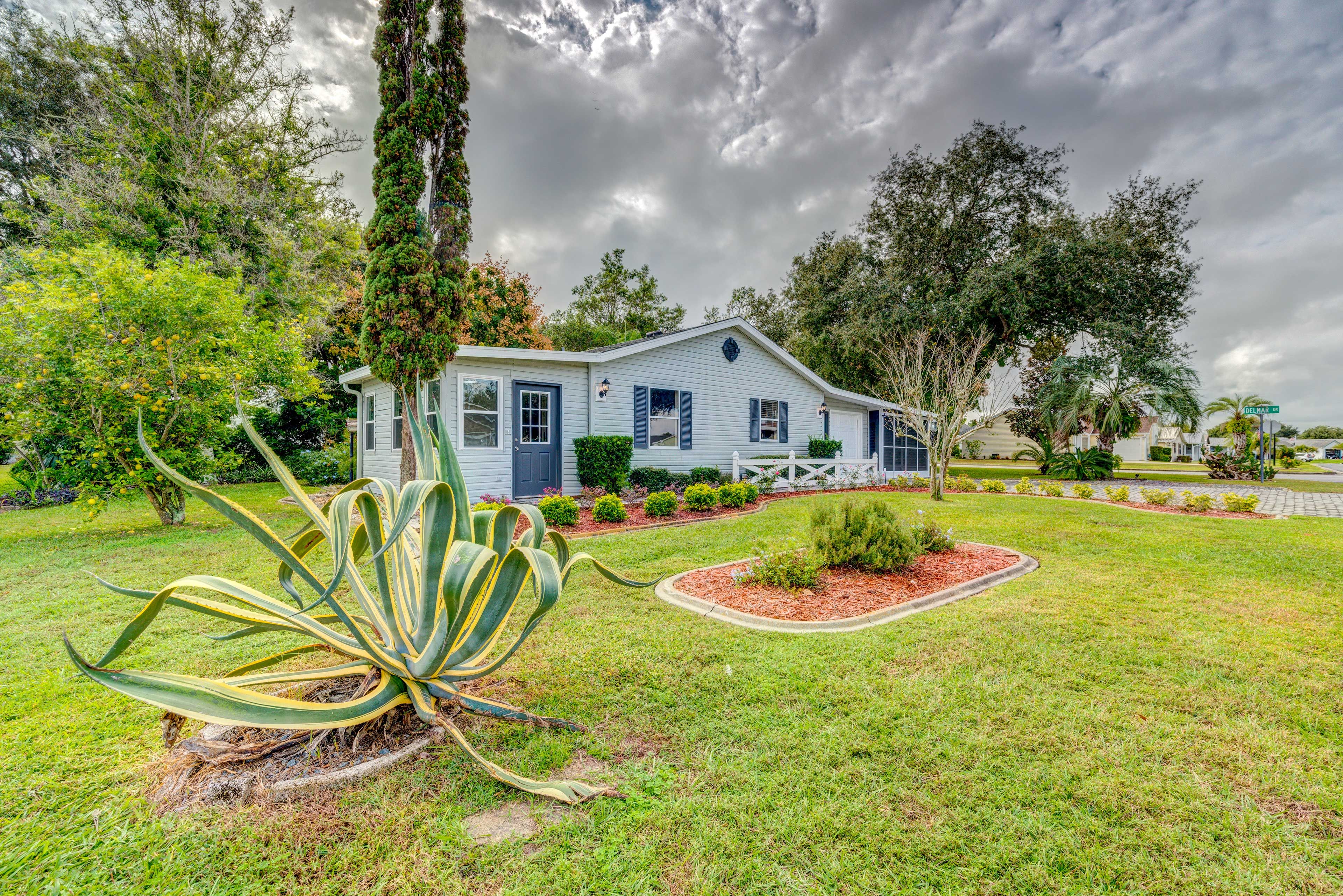 Lady Lake Vacation Rental | 2BR | 2BA | Step-Free Access | 1,600 Sq Ft