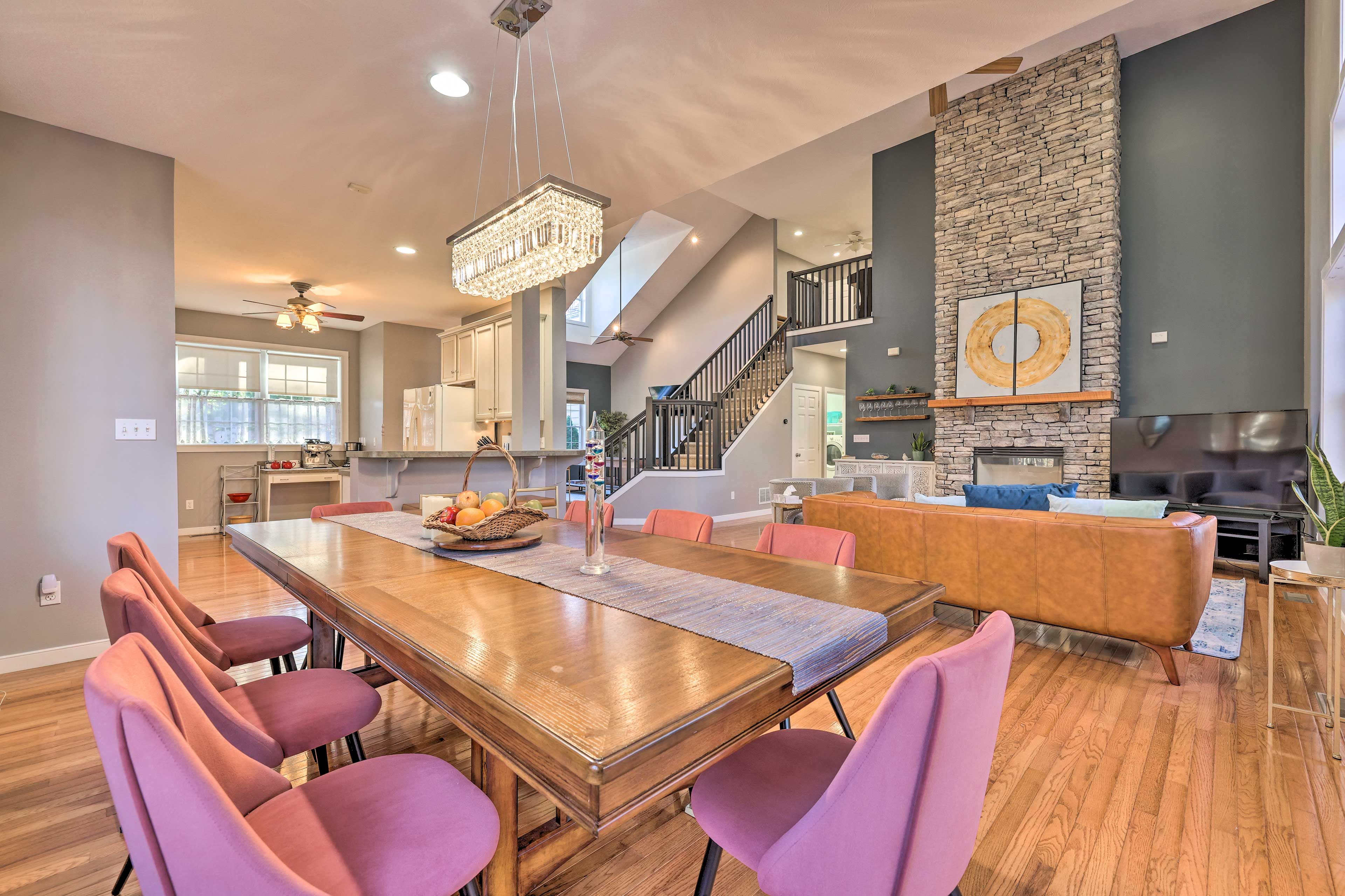 Dining Room | 1st Floor