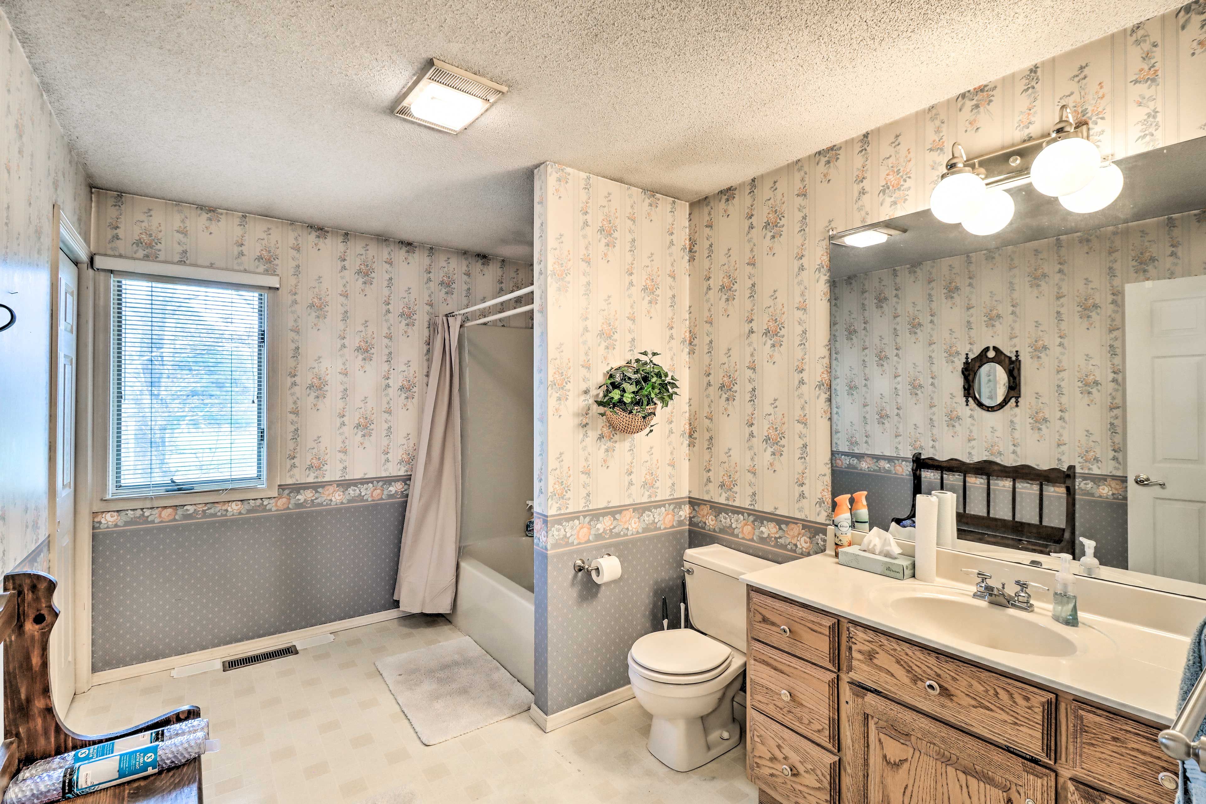 Full Bathroom