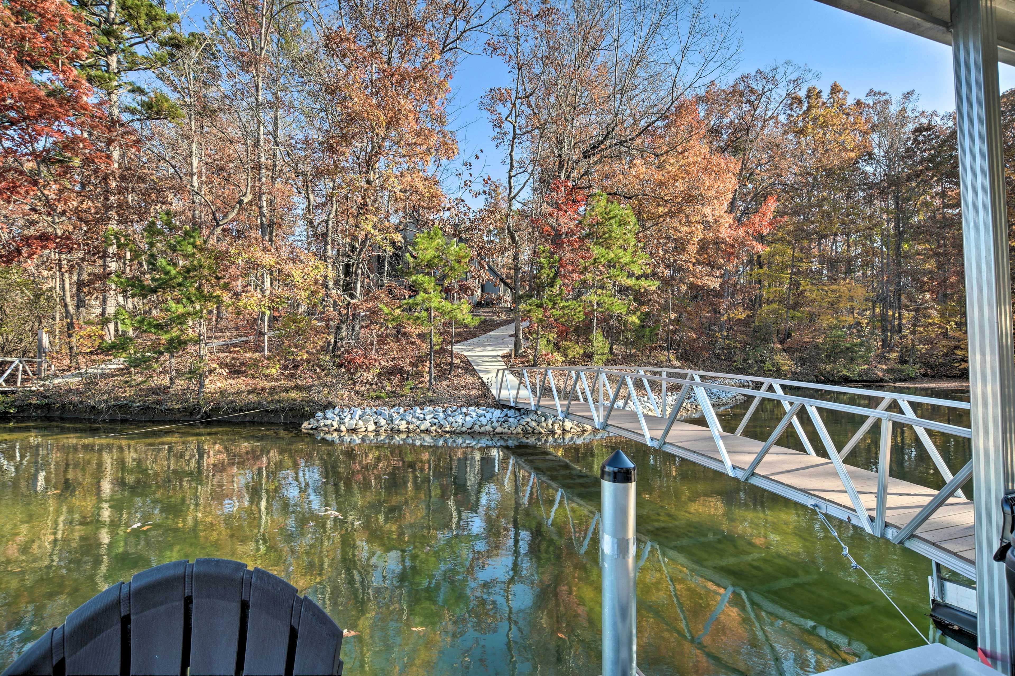 Lake Access