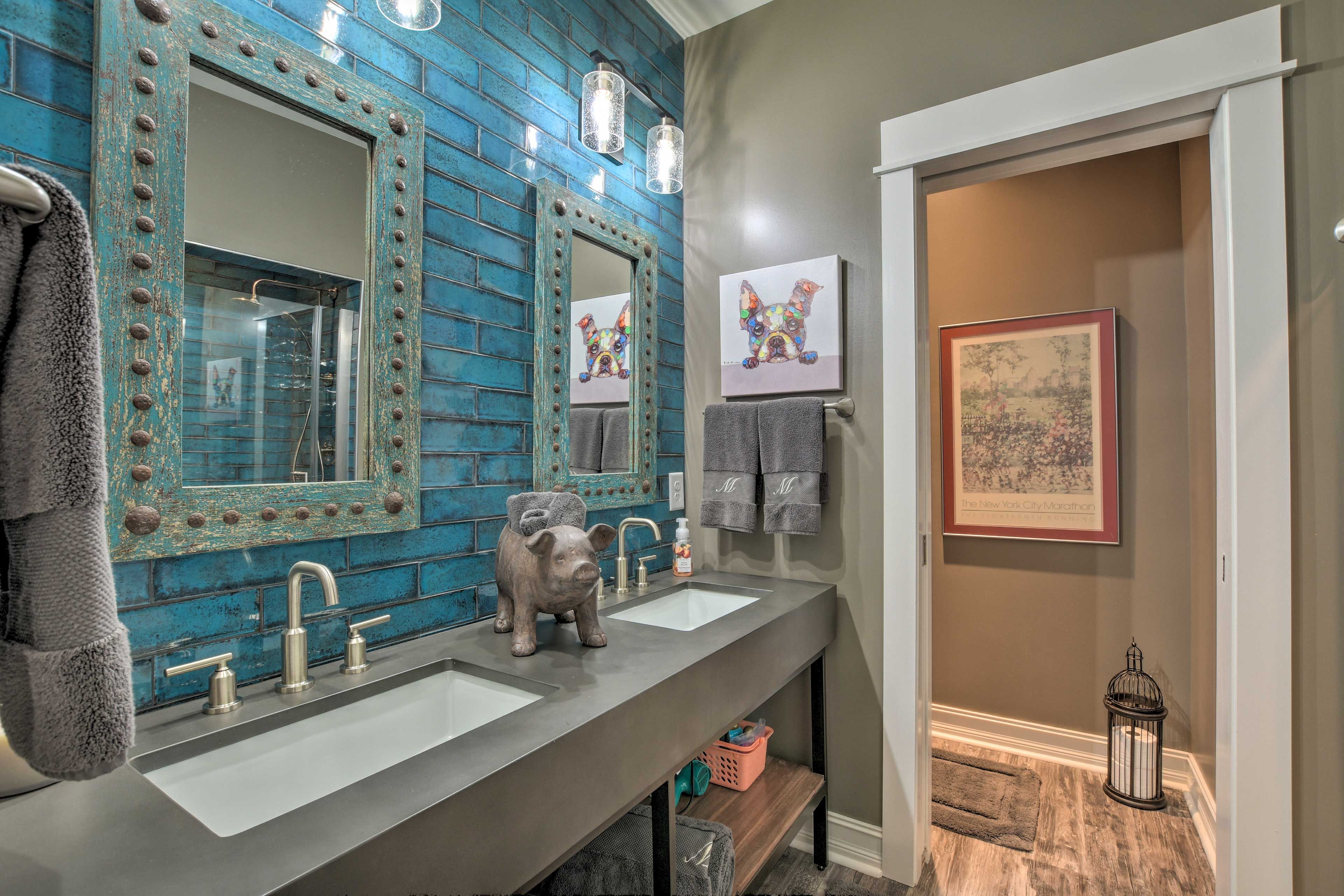 Full Bathroom