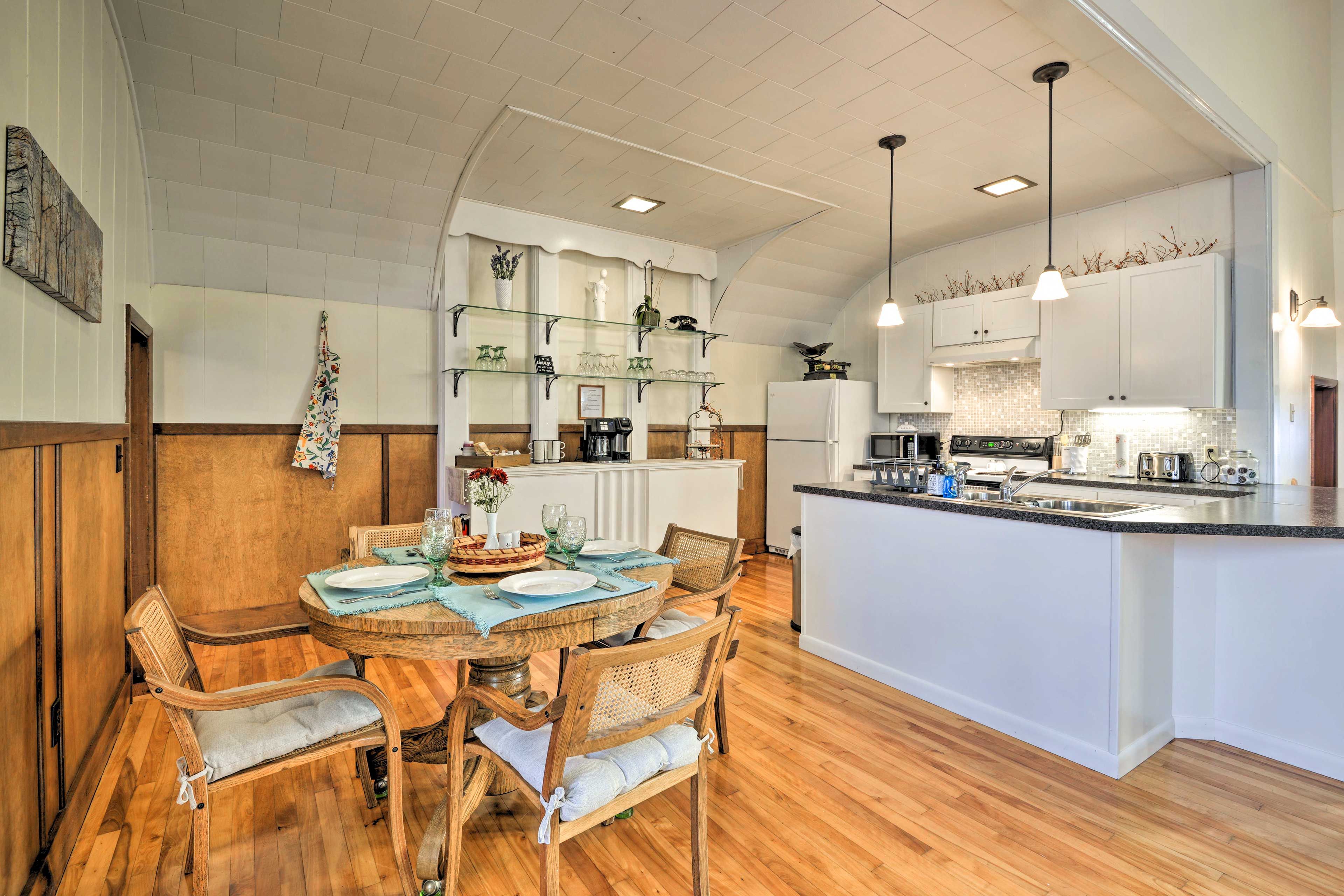 Dining Nook