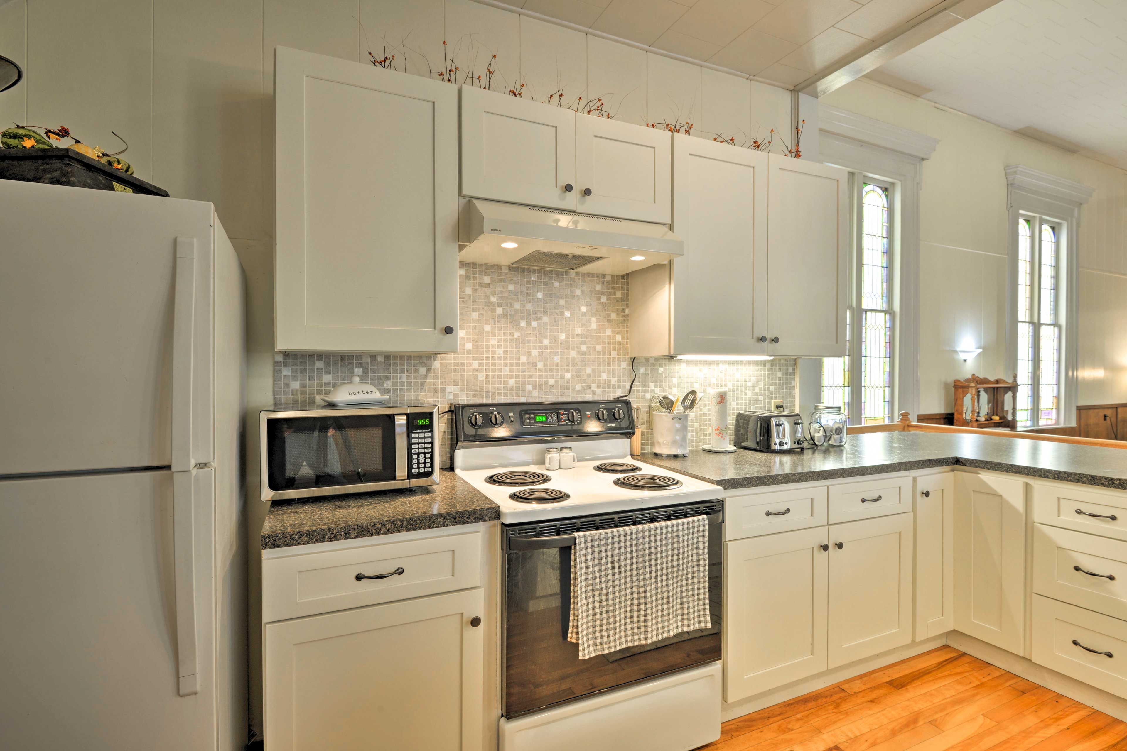 Kitchen | Trash Bags | Paper Towels | Water Filter