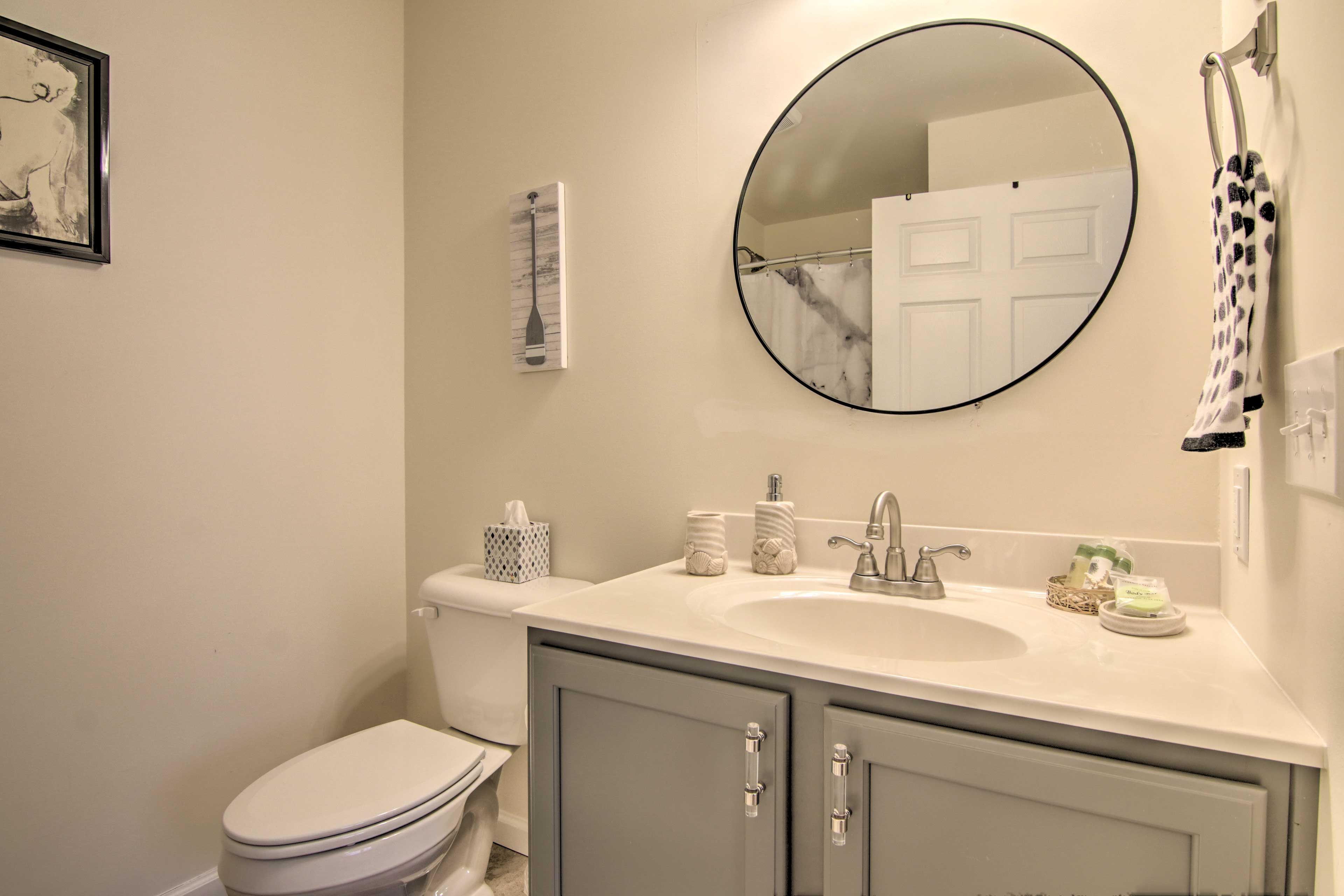 Full Bathroom