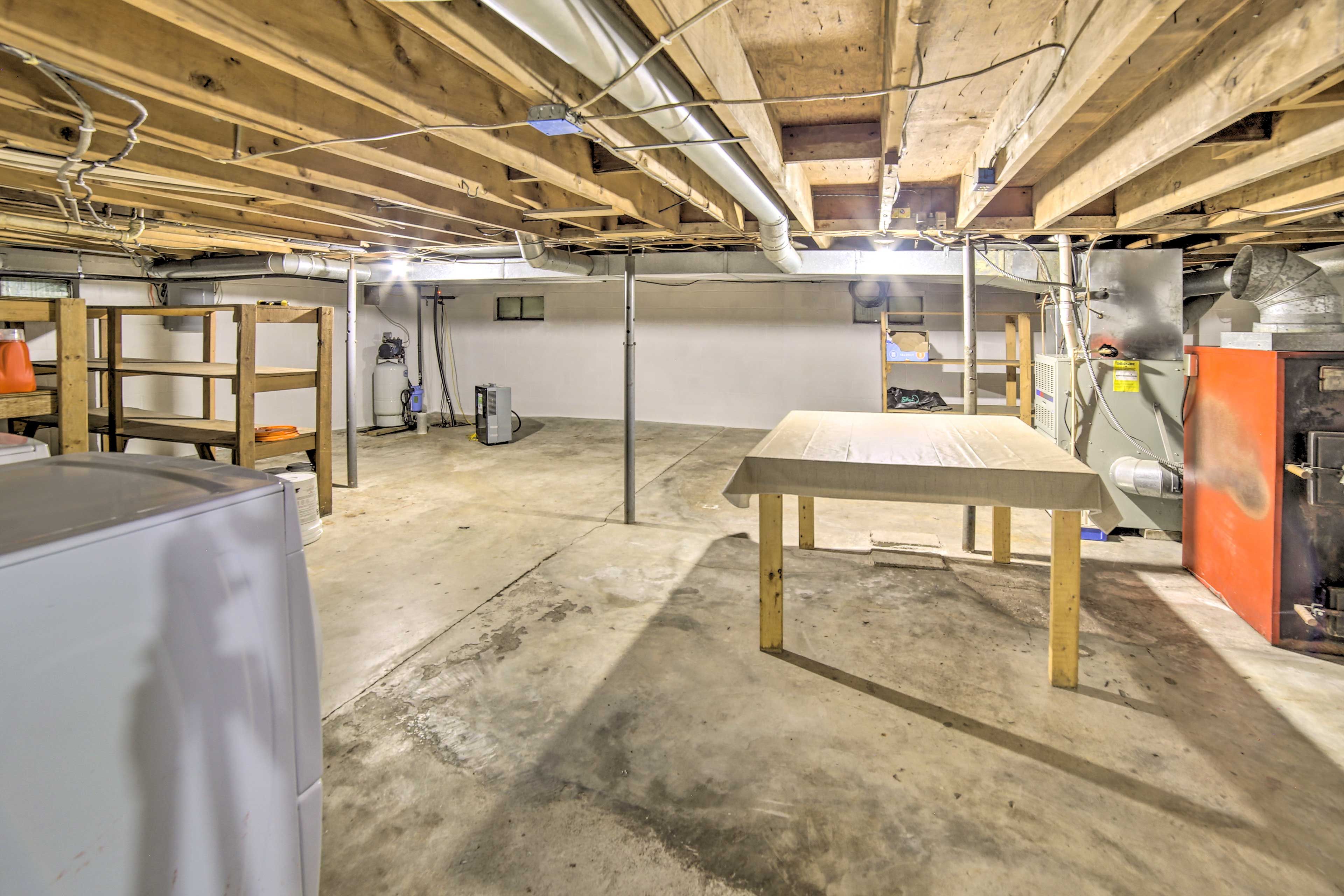 Basement & Laundry Room
