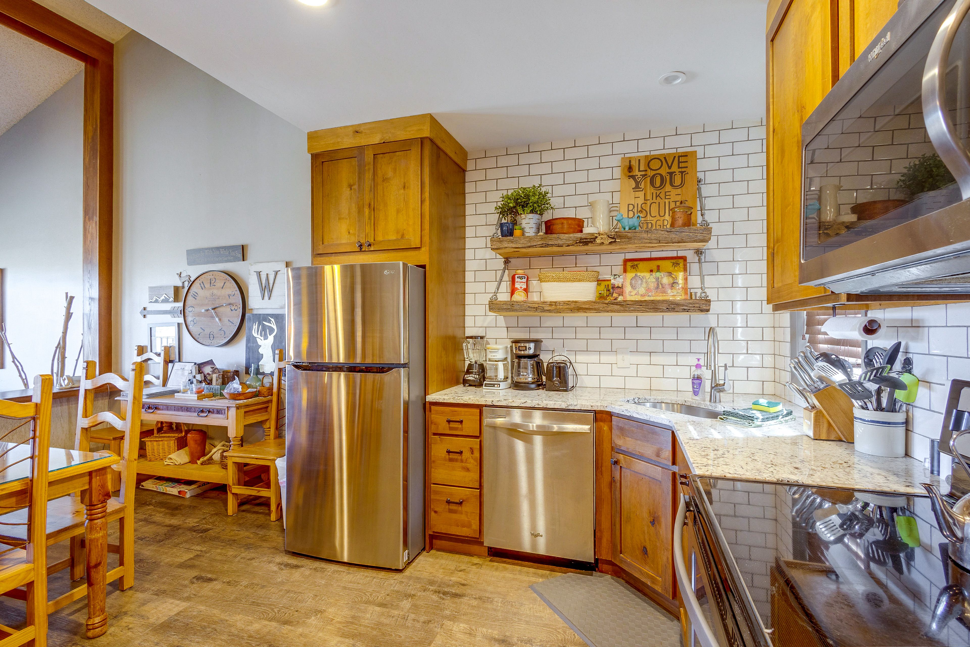 Kitchen | Cooking Basics | Main Level