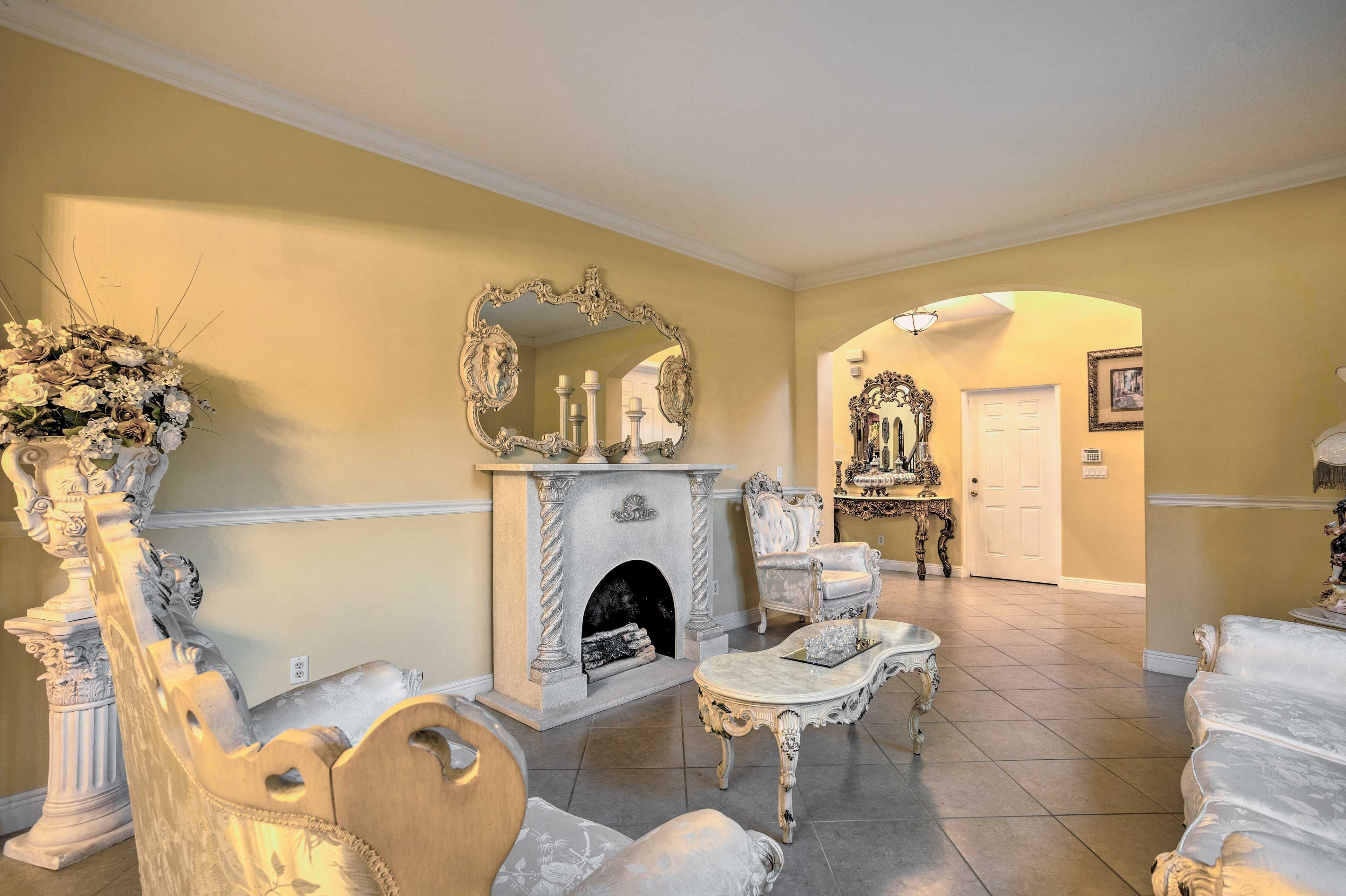 Additional Living Room