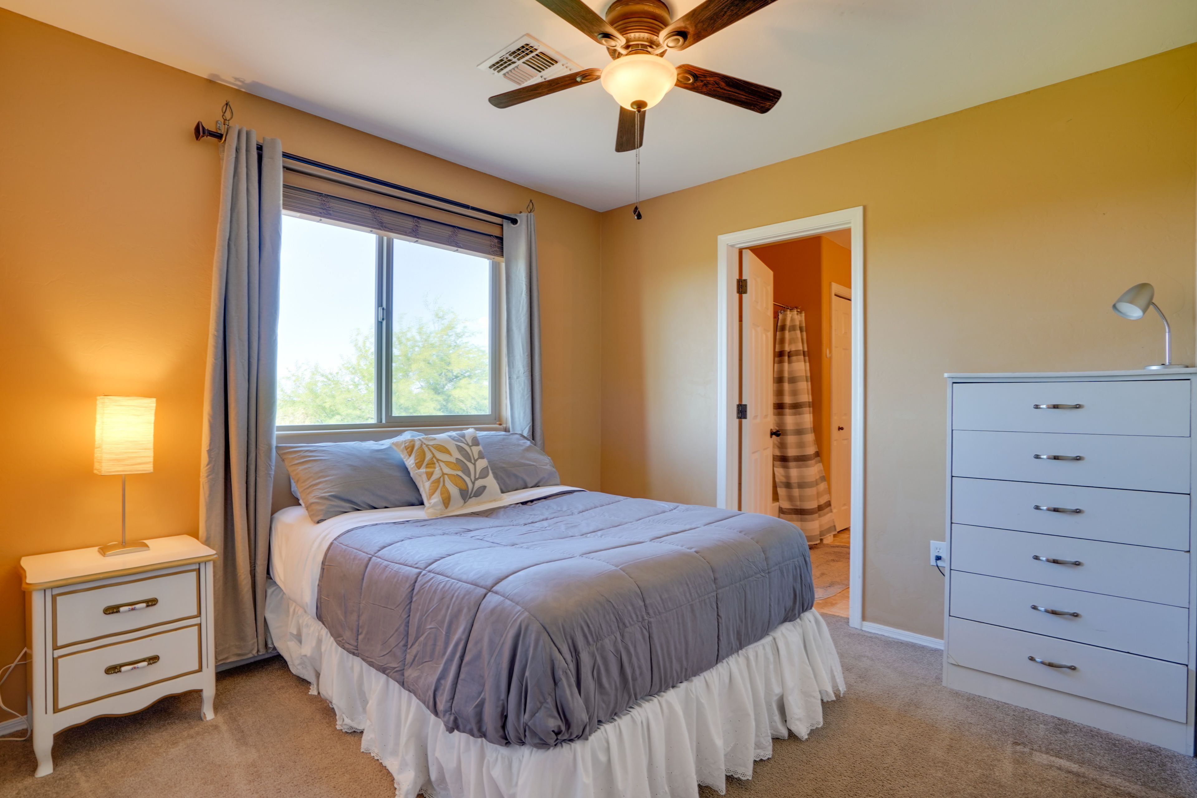 Bedroom 4 | 2nd Floor | Queen Bed
