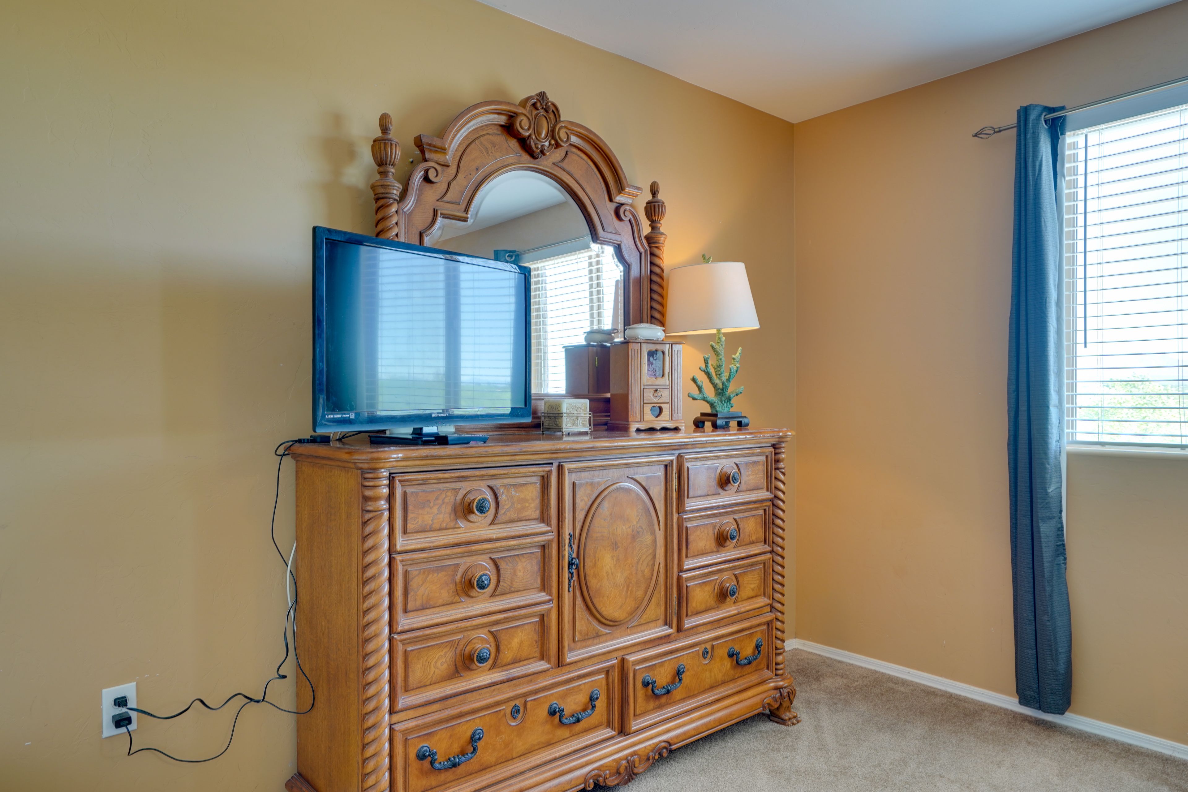 Bedroom 1 | 2nd Floor | King Bed | Linens Provided | Smart TV
