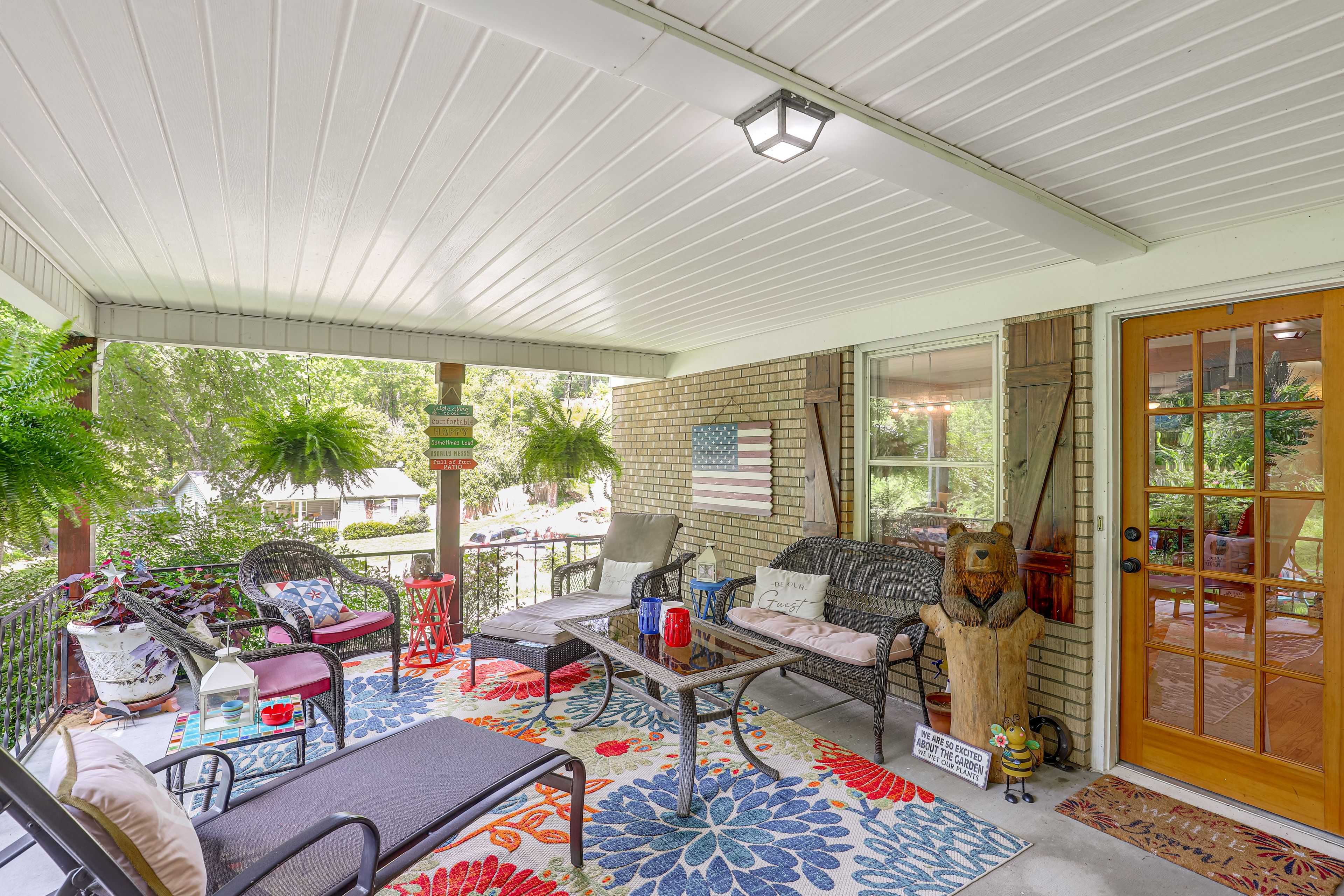Patio | Outdoor Dining Table