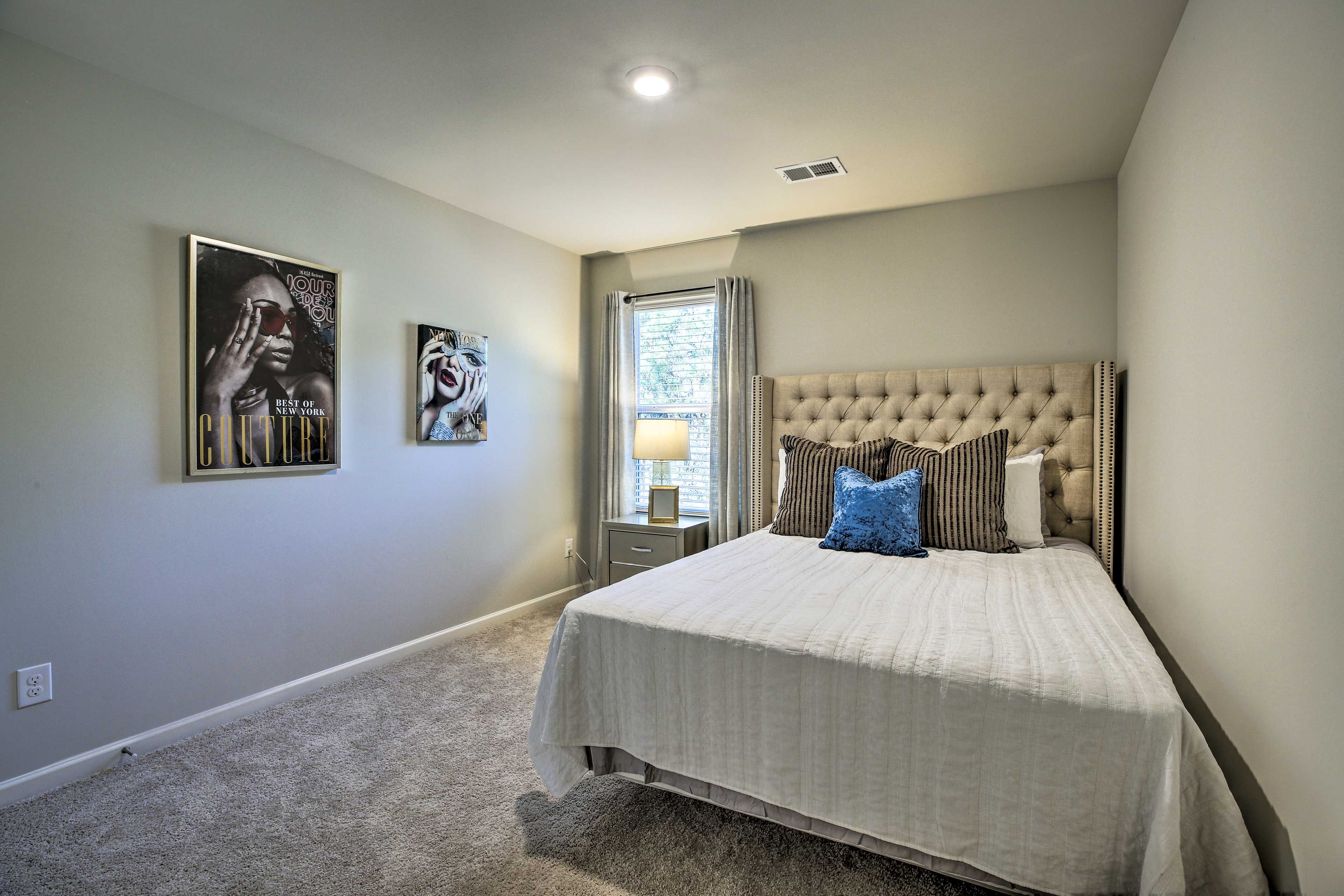 Bedroom 2 | 2nd Floor | Queen Bed