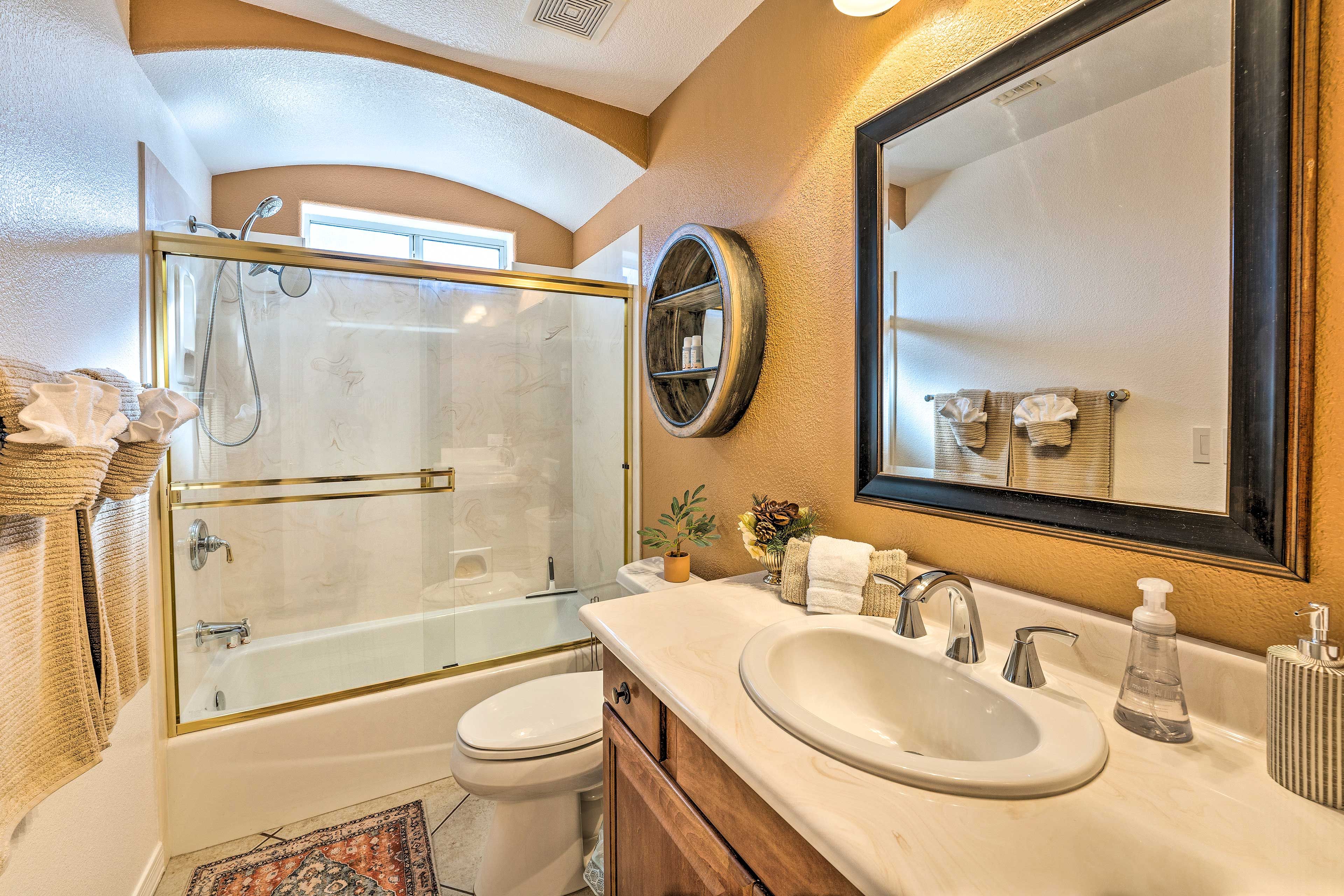 Bathroom | Towels Provided