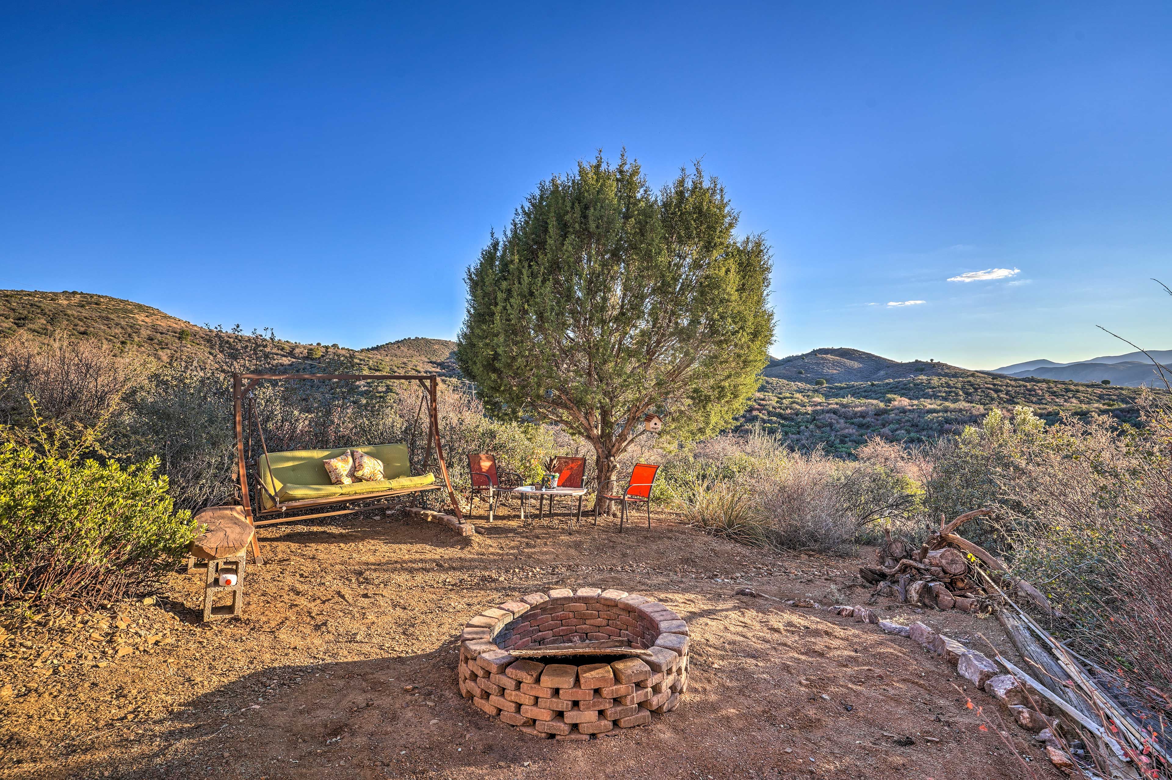 Fire Pit | Swing