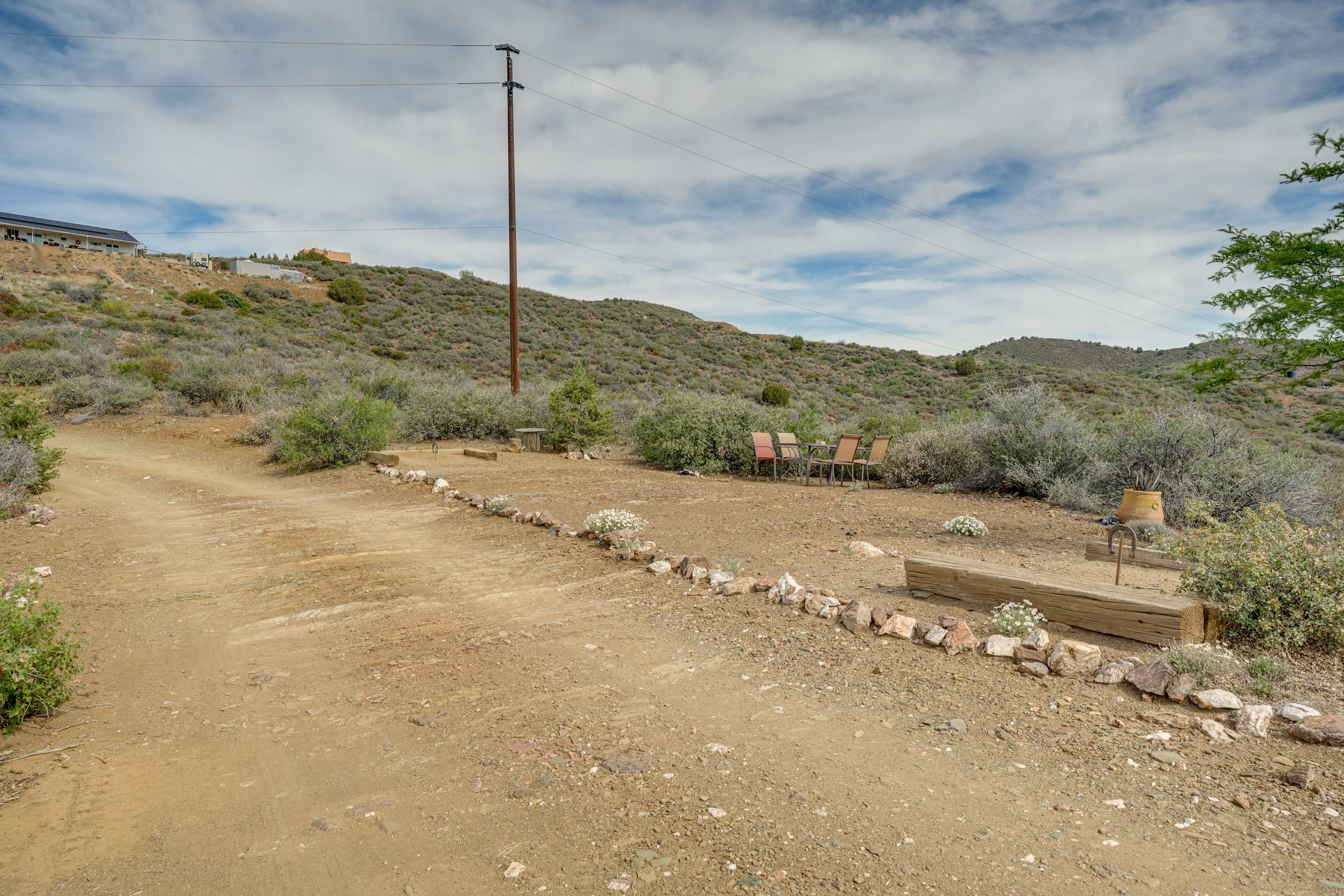 Exterior | Horseshoes