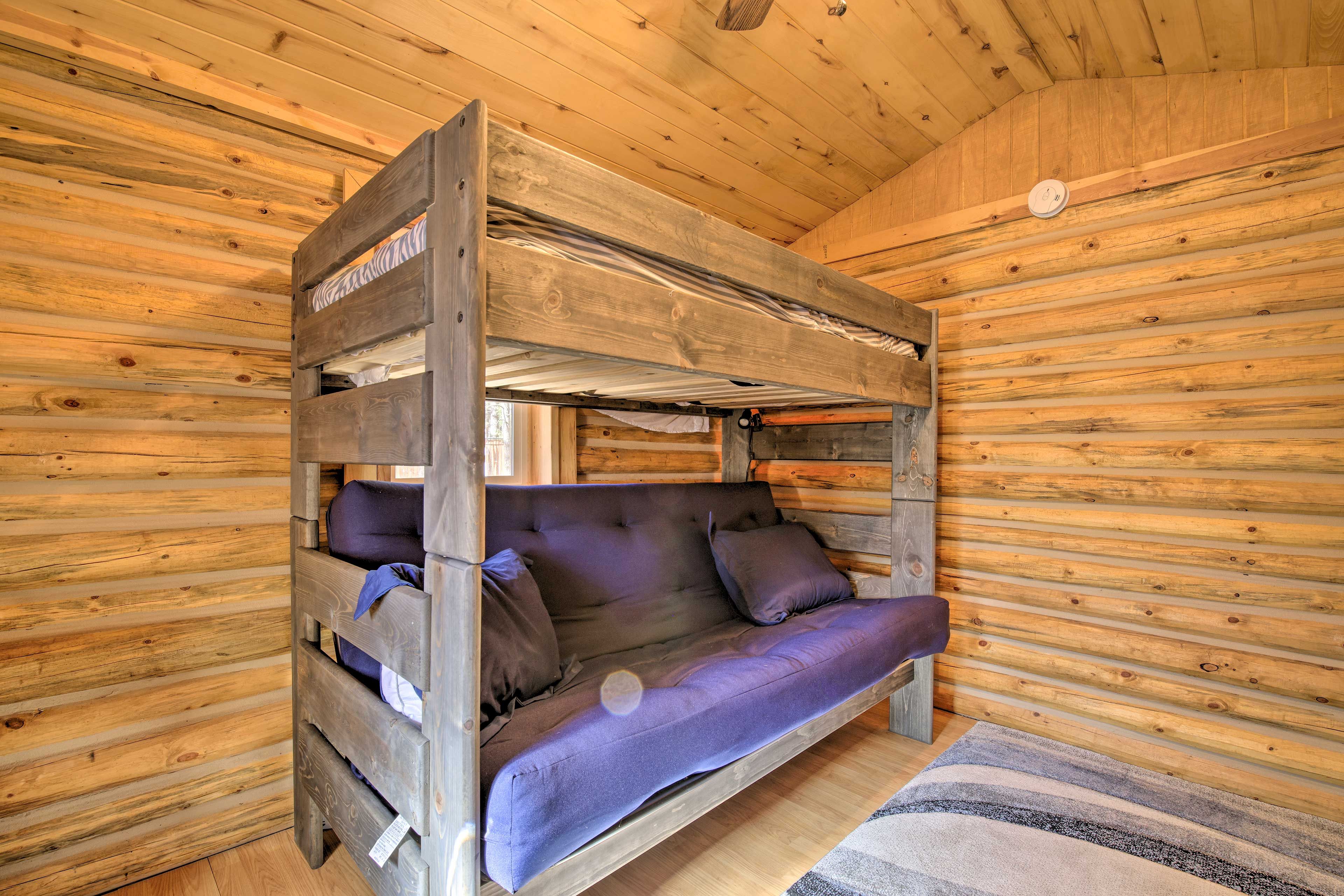 Bedroom 4 (Baby Bear) | Twin/Full Futon Bunk Bed