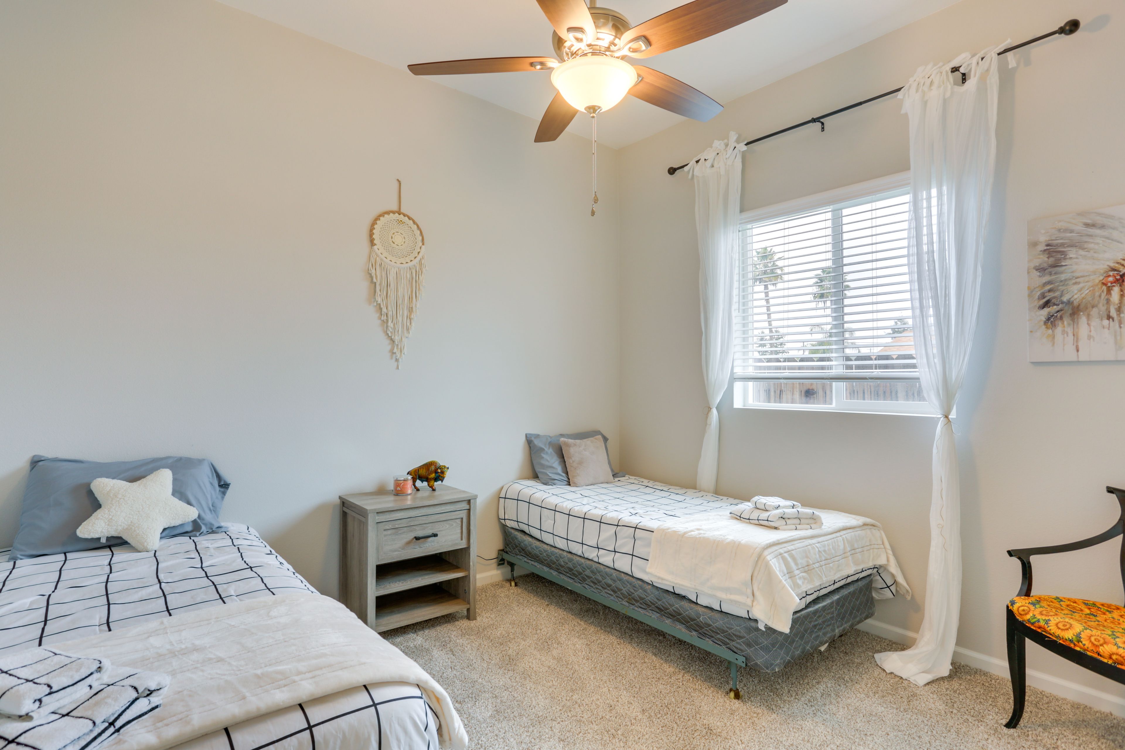 Bedroom 3 | 2 Twin Beds