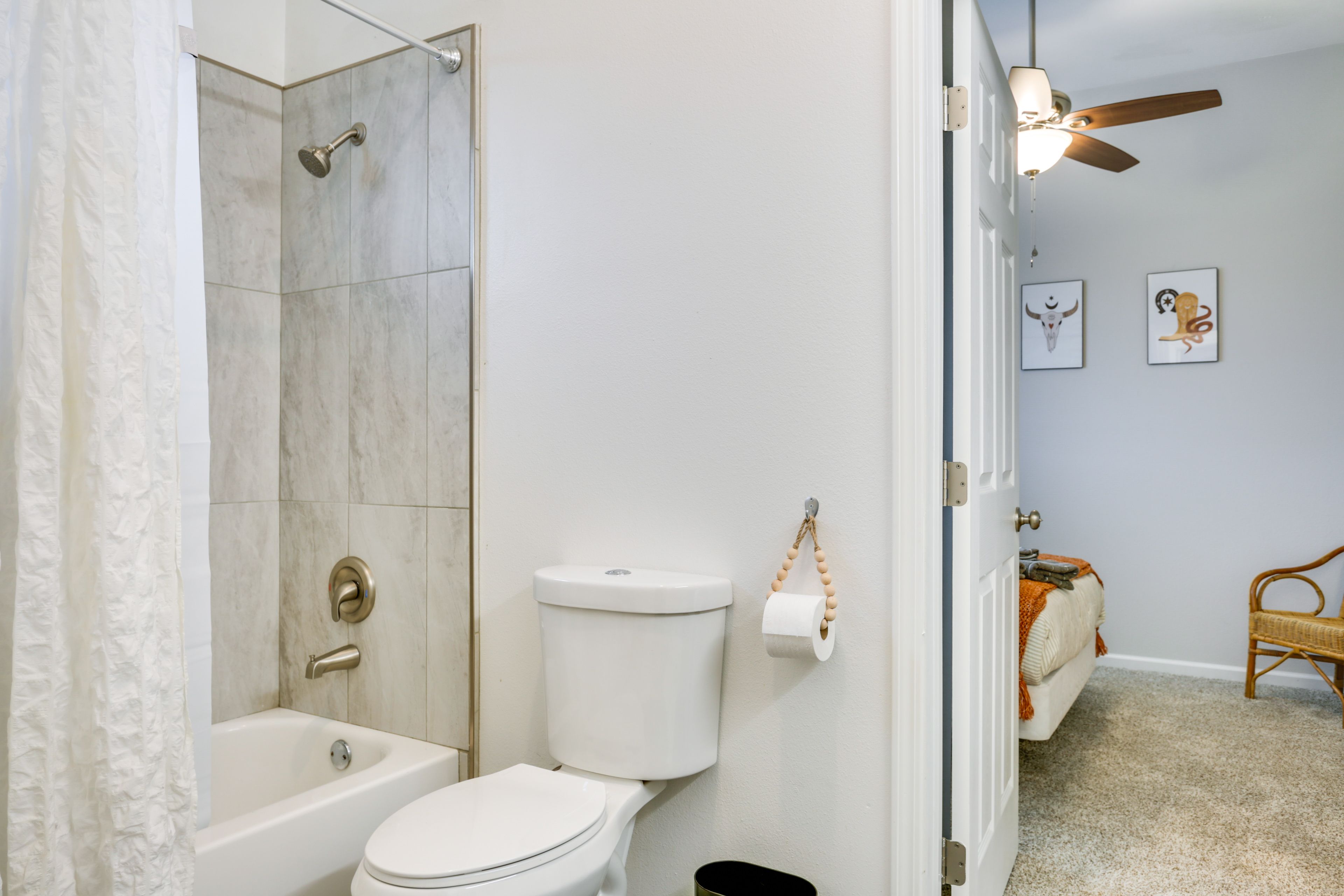 Bathroom | Towels Provided