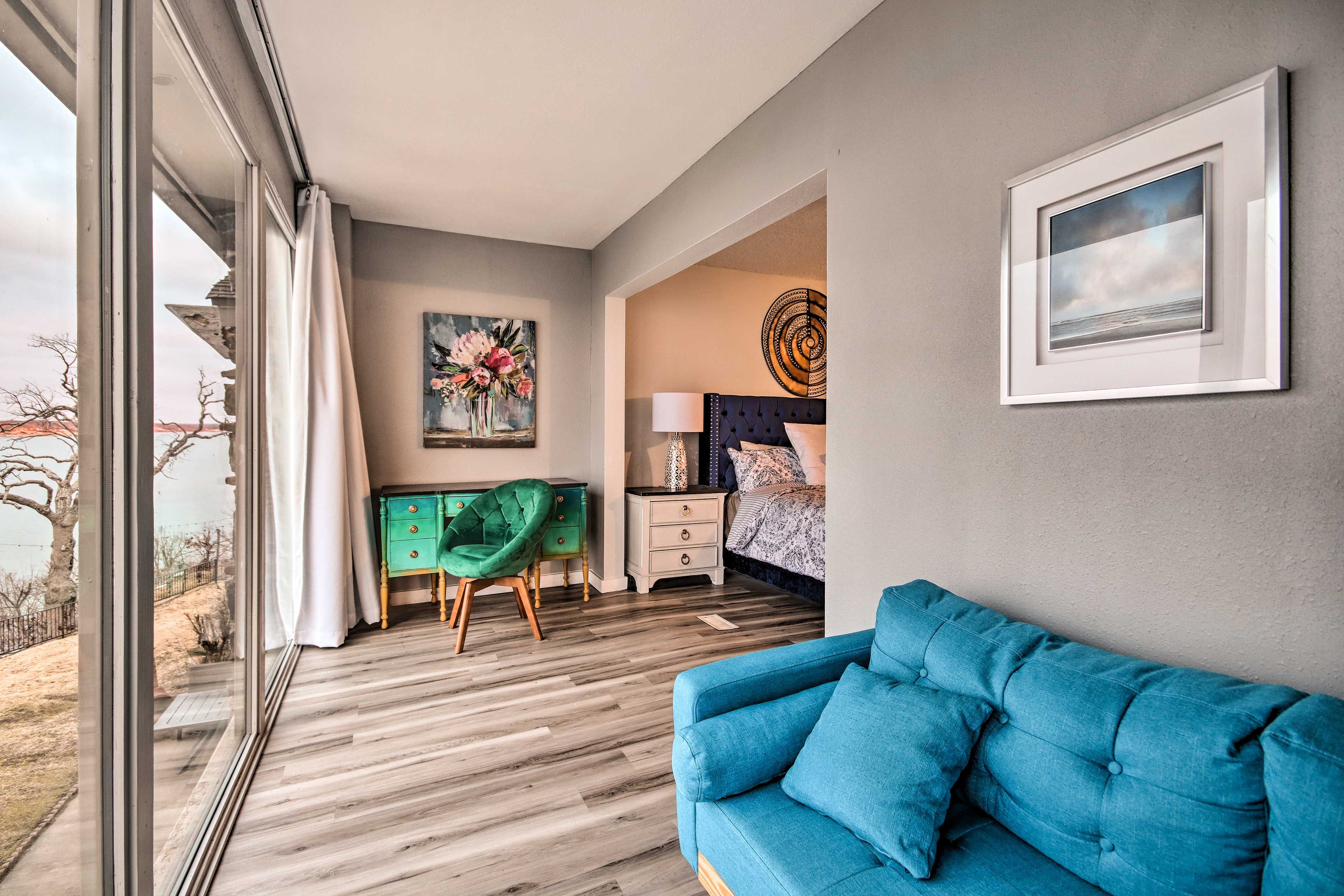 Bedroom | Sitting Area