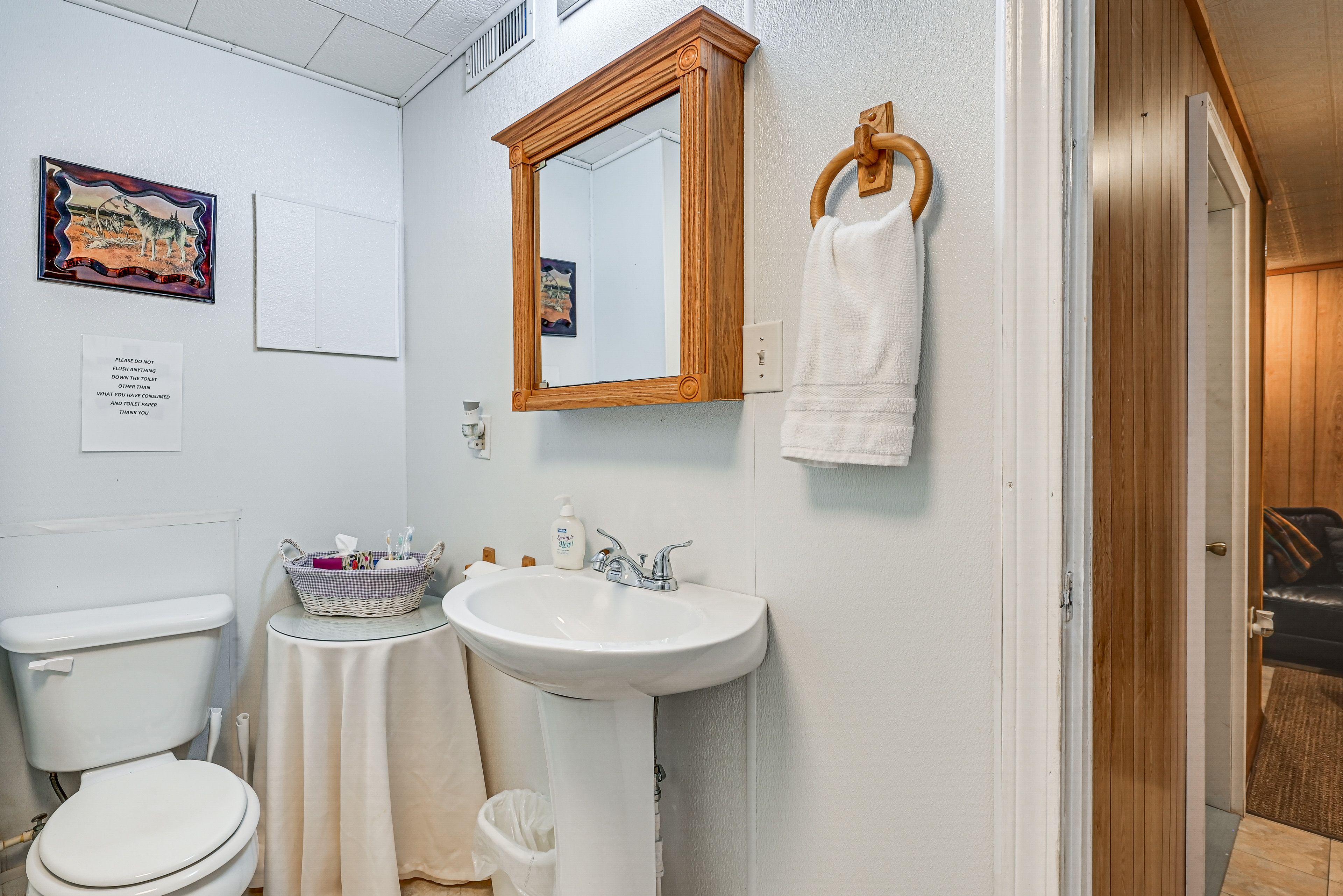 Full Bathroom