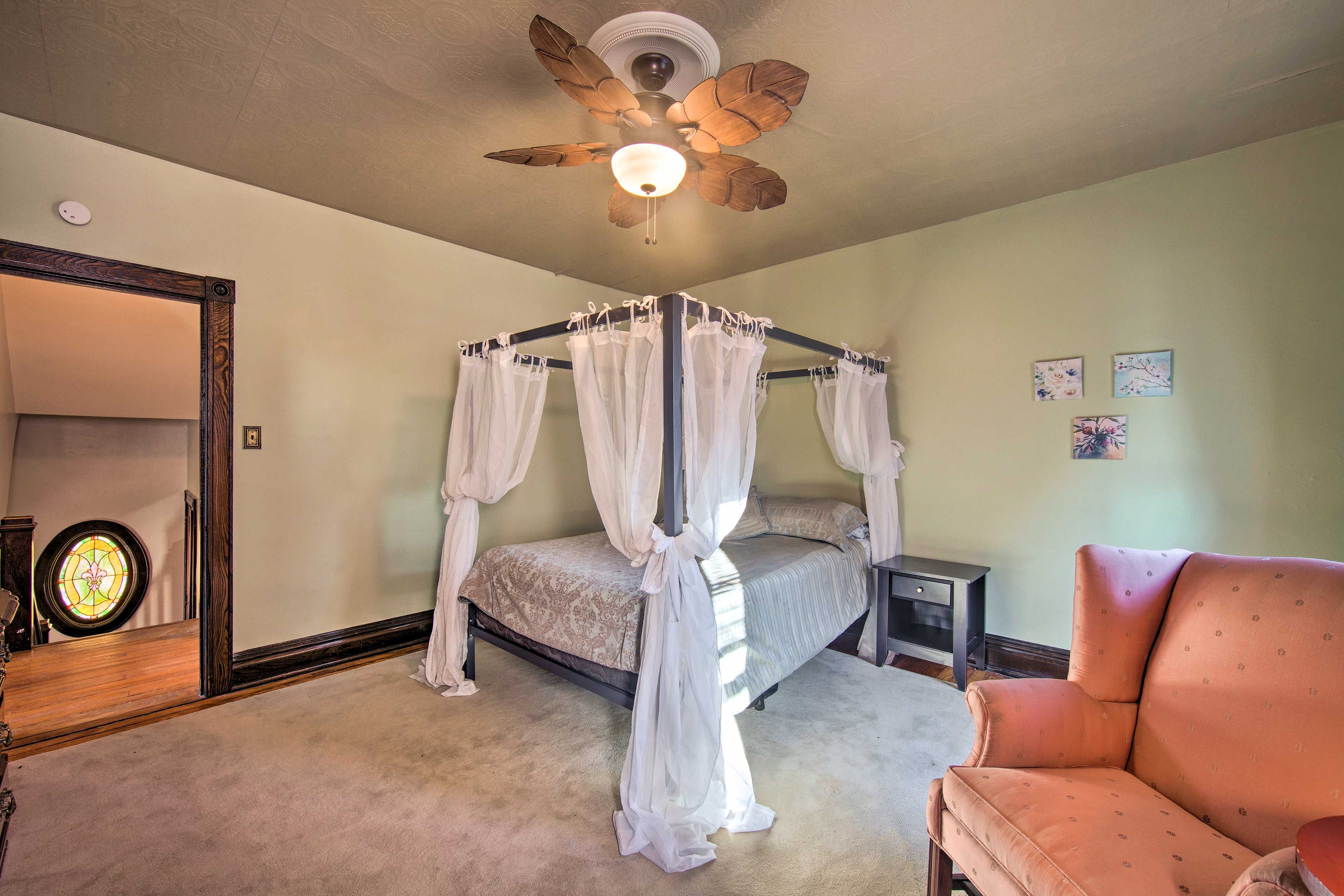 Bedroom 1 | 2nd Floor | Queen Bed | Linens Provided