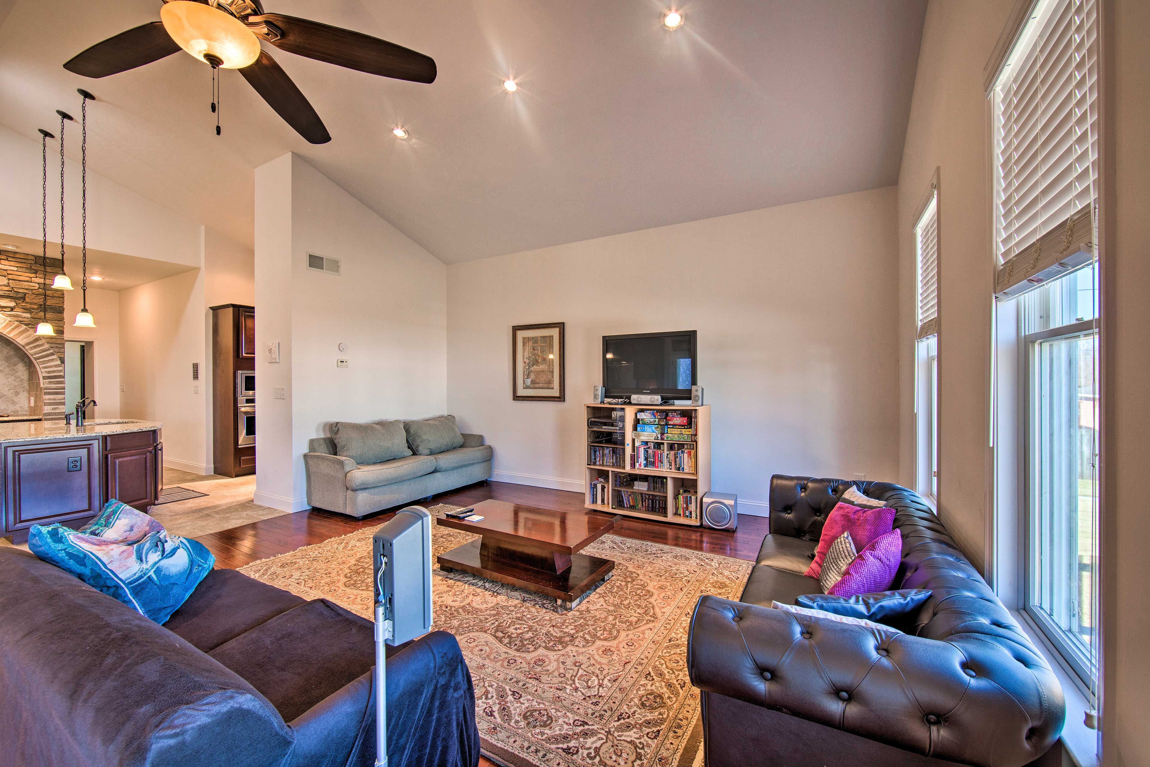 Game Room | Books & Board Games | DVD Player w/ Surround Sound