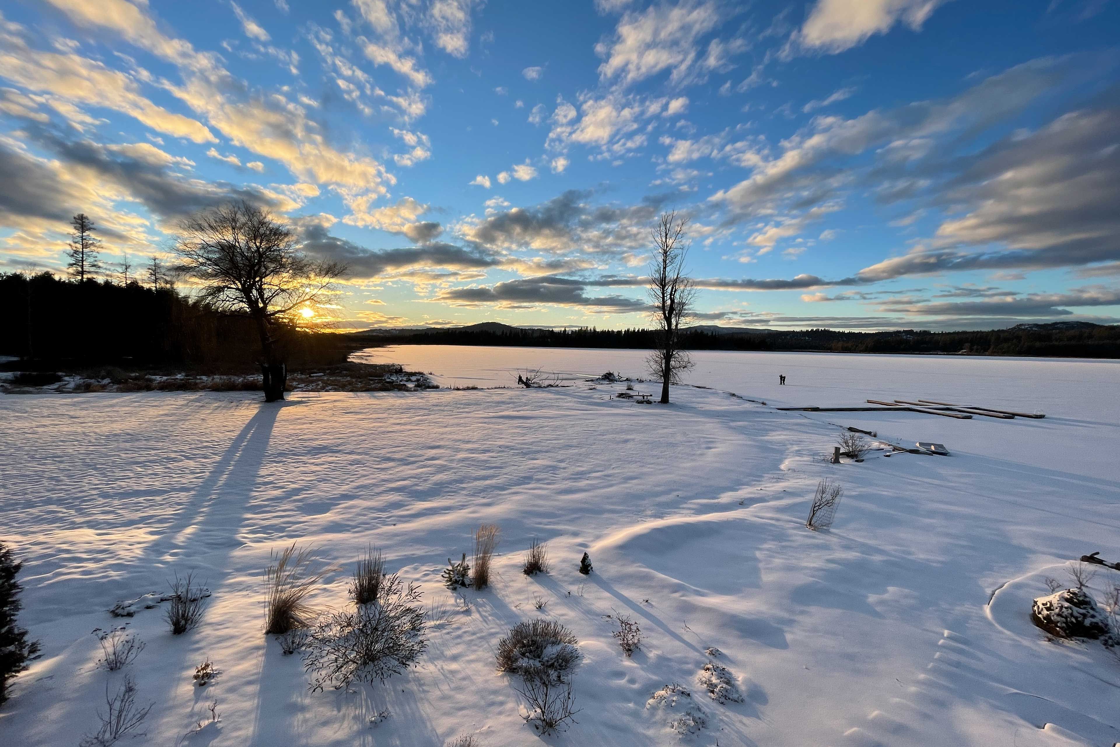 Diamond Lake During Winter Months