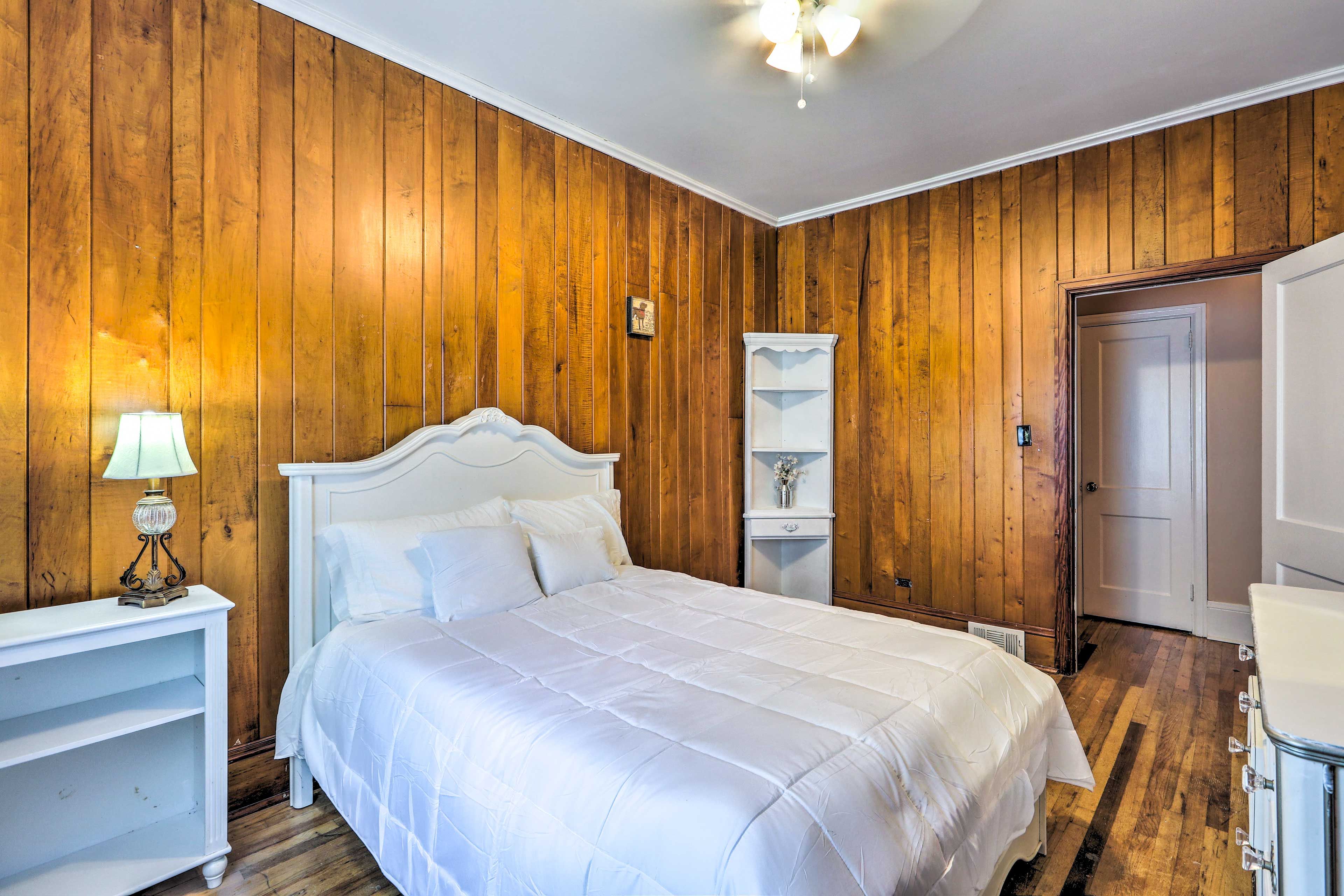 Bedroom 2 | Full Bed w/ Twin Trundle Bed