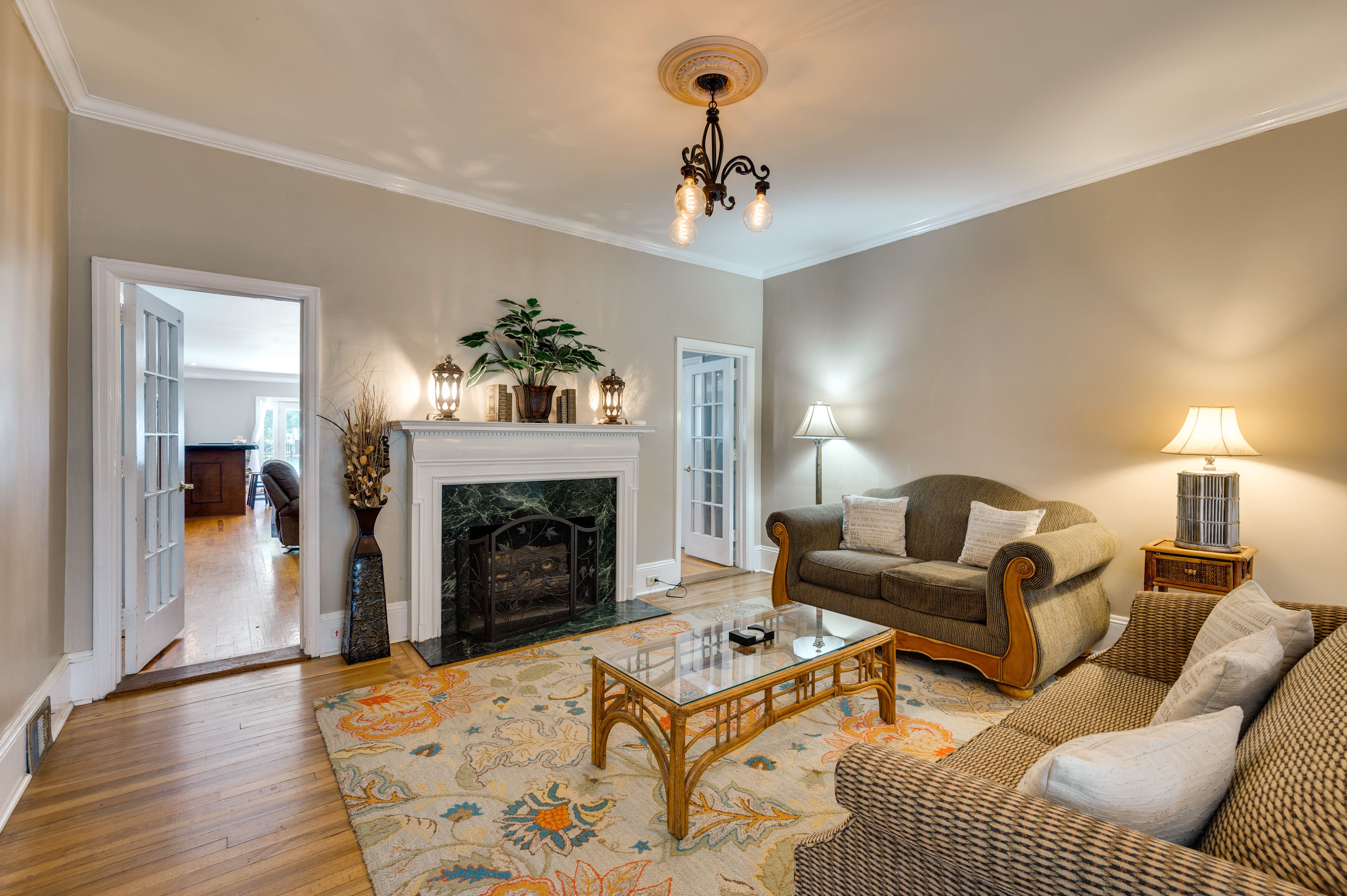 Living Room | Gas Fireplace (Decorative Only) | Free WiFi | Full Sleeper Sofa
