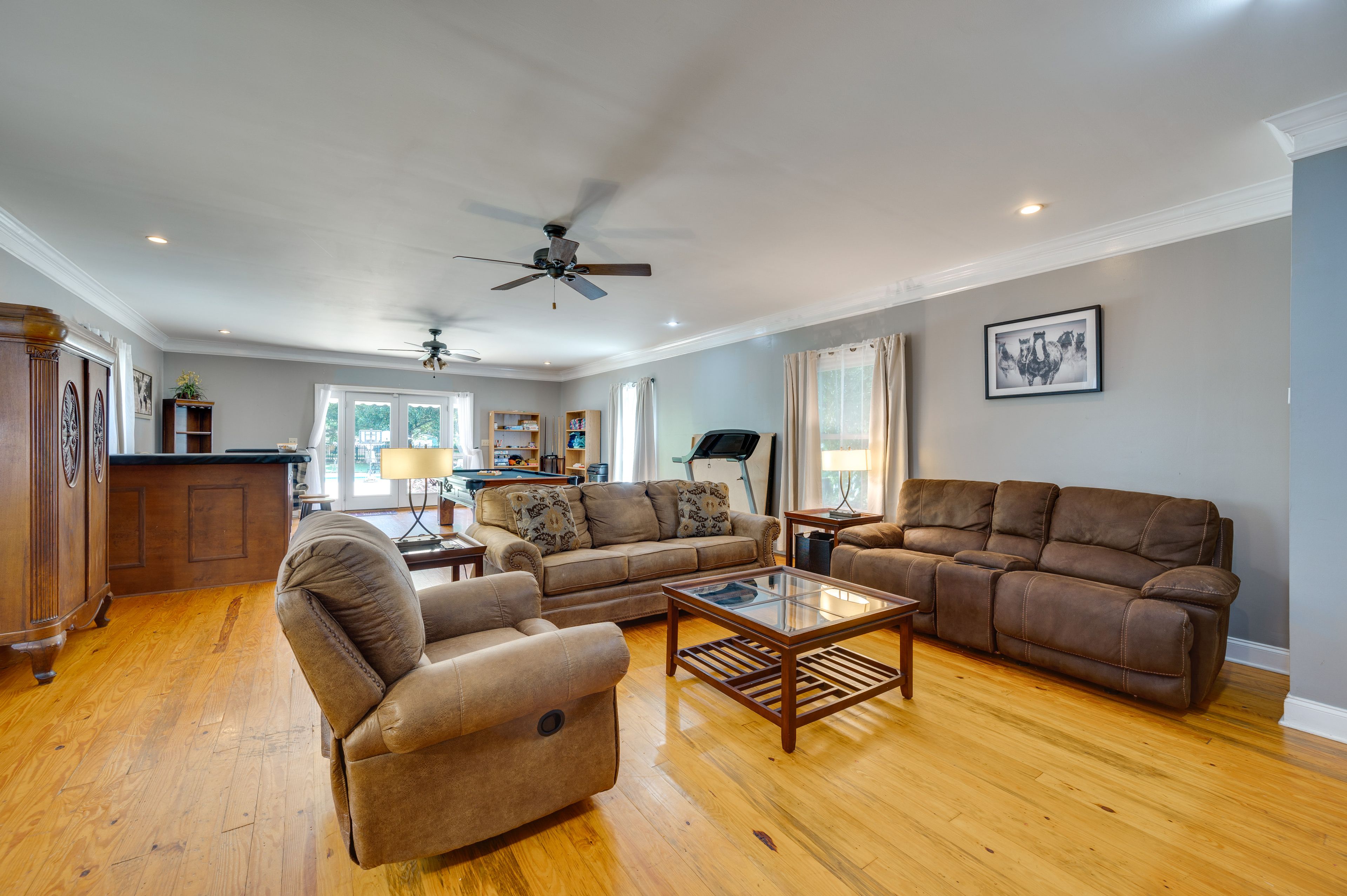 Game Room | Fireplace (Decorative Only)