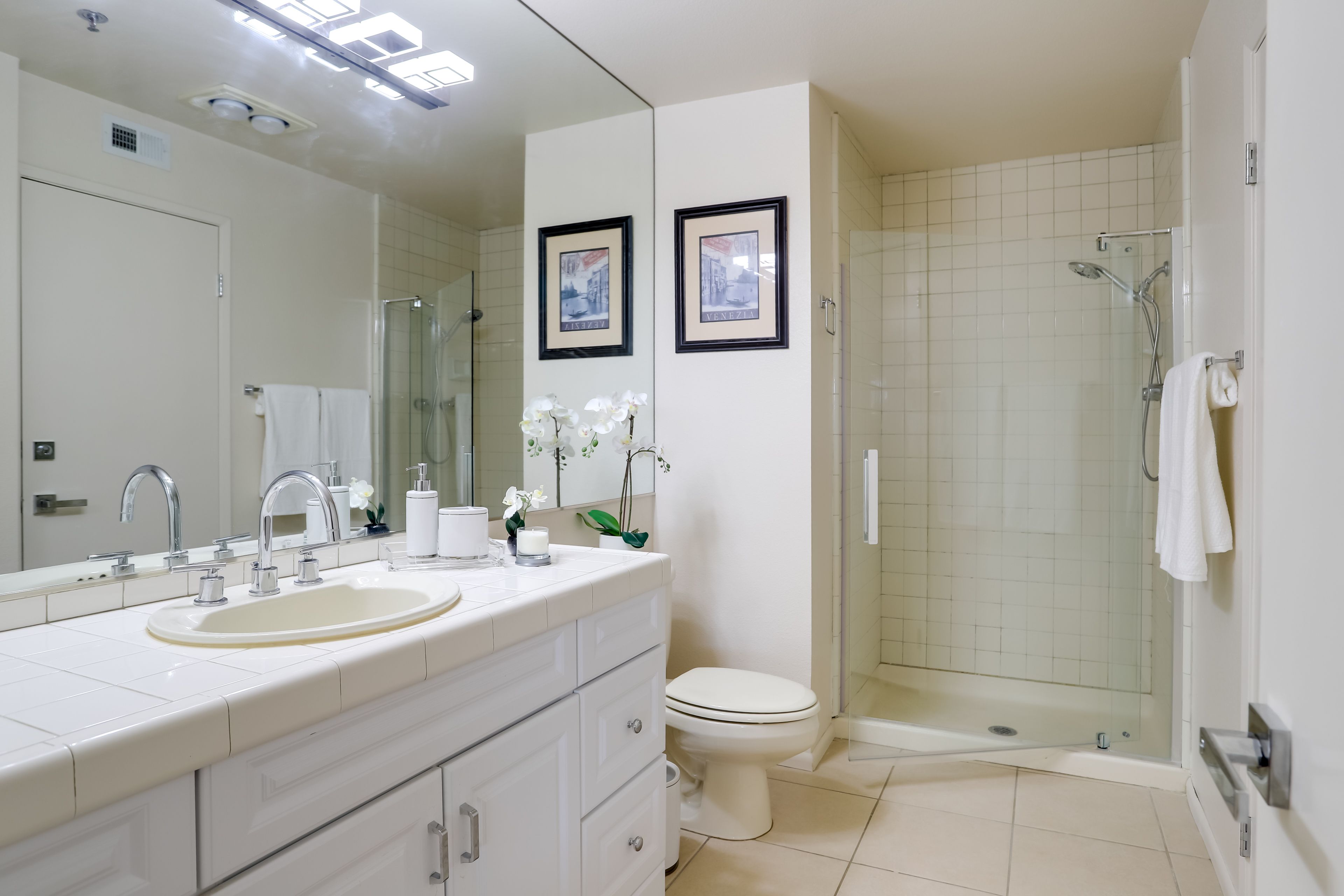 En-Suite Bathroom | Hair Dryer