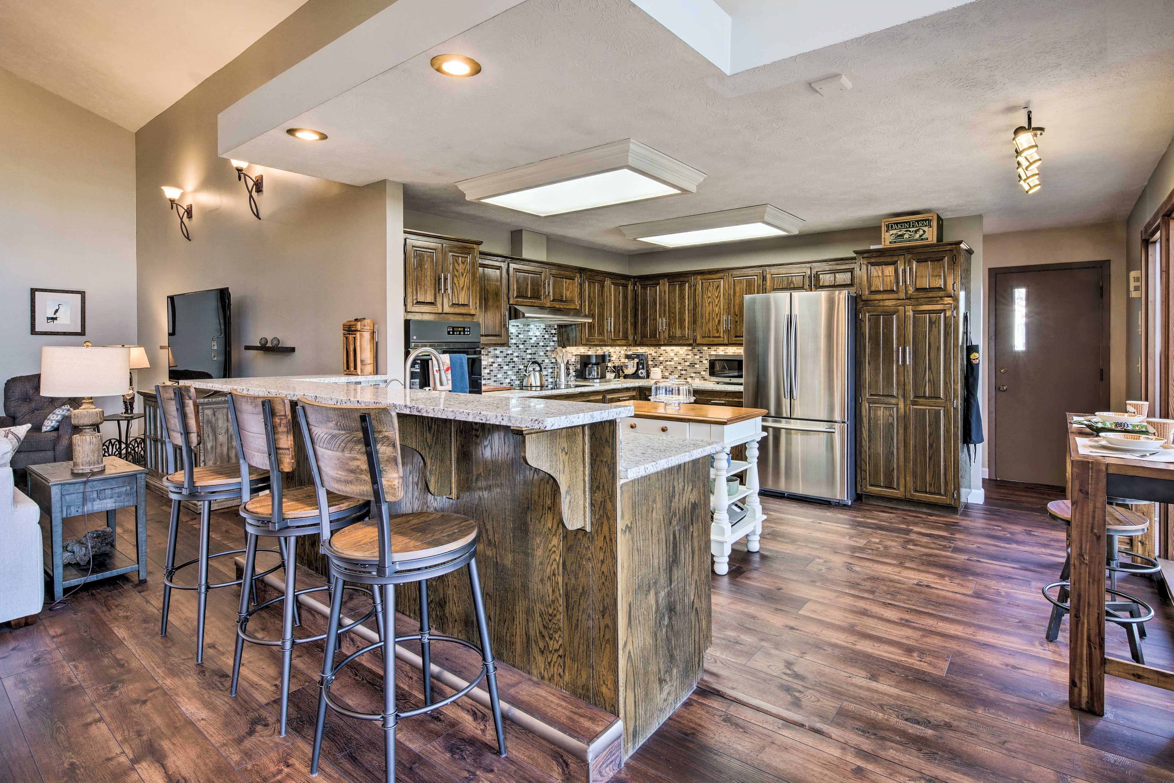 Kitchen | Fully Equipped | Cooking Basics | Dishware & Flatware