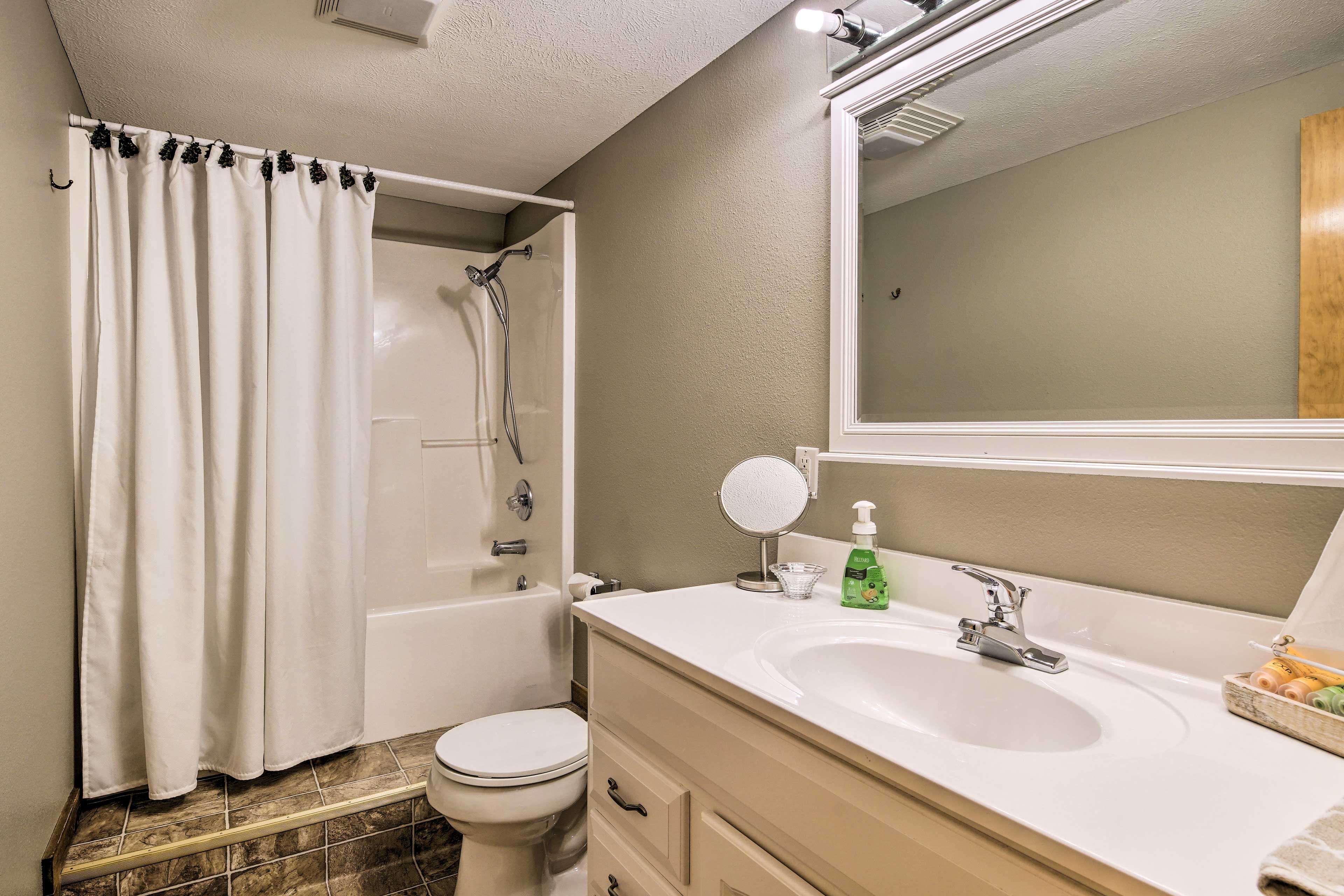 Full Bathroom | Grab Rail in Shower