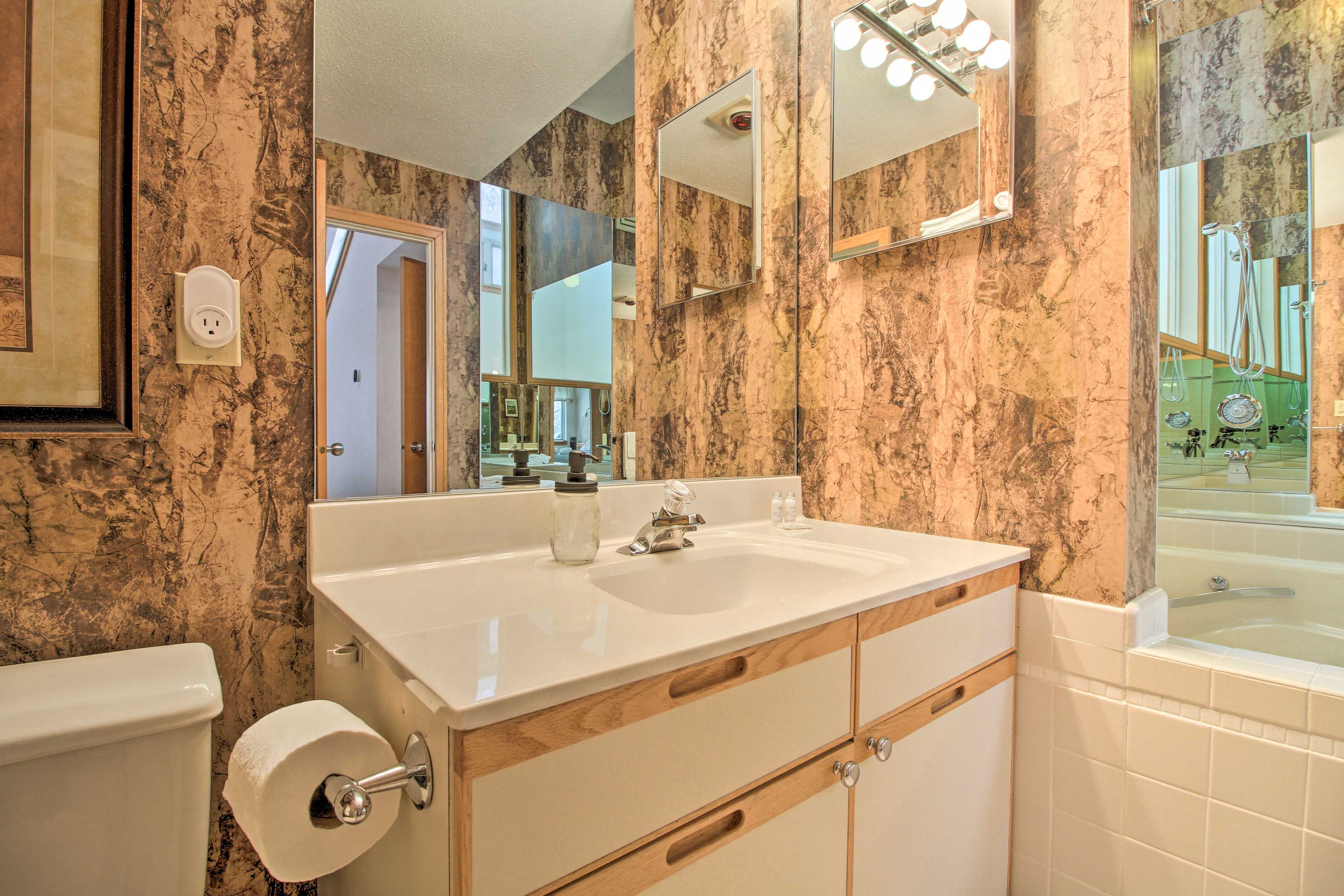 Full Bathroom