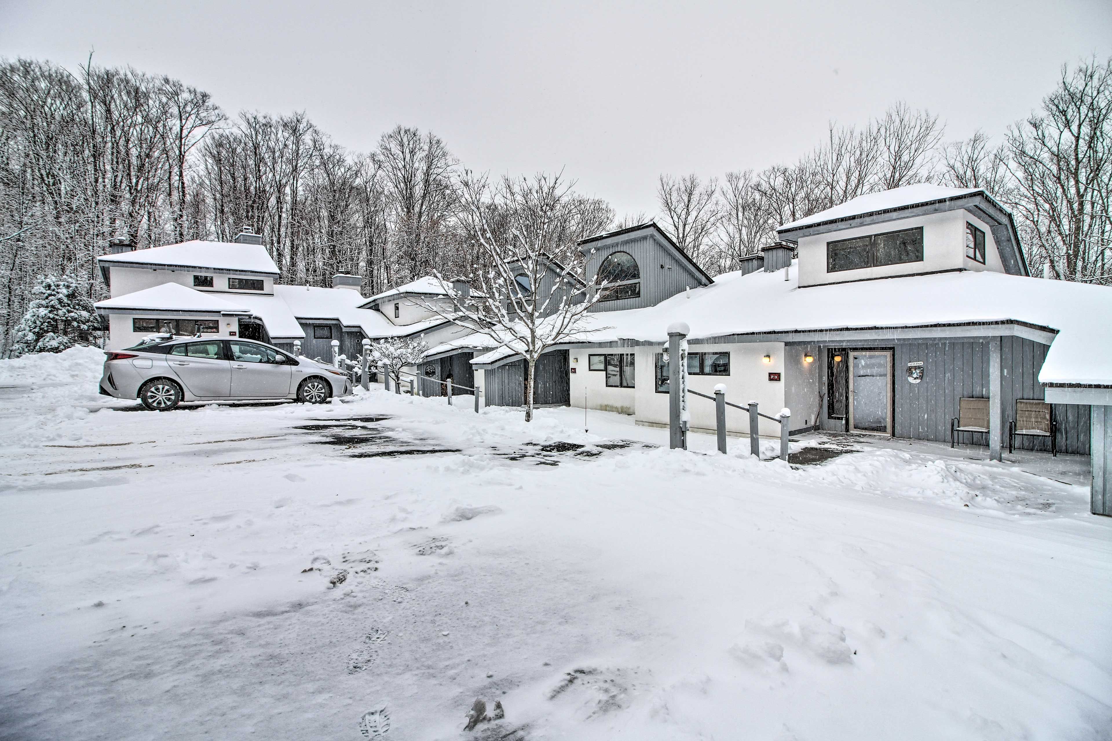 Property Exterior | Community Lot Parking (2 Vehicles)